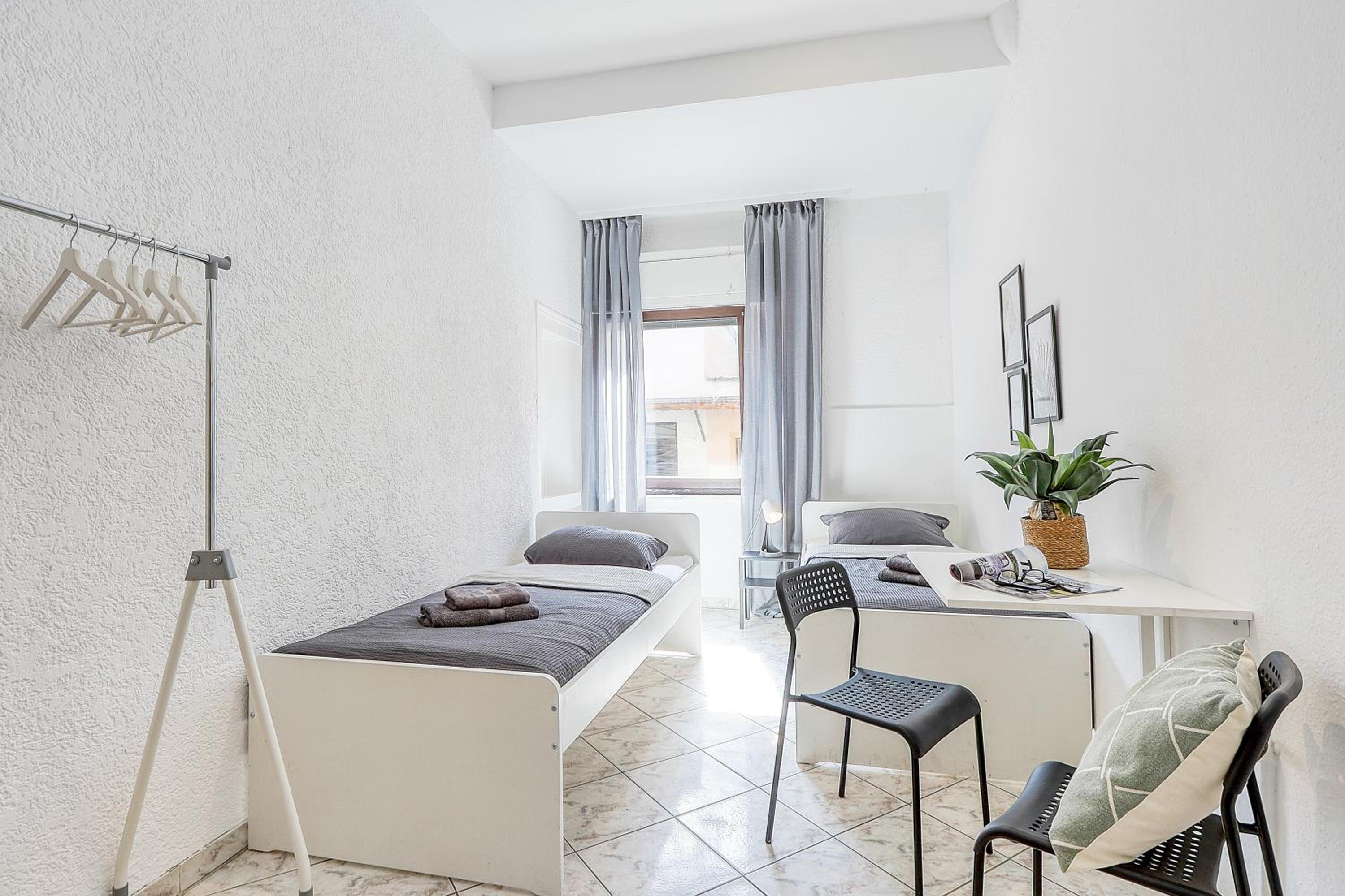 Chic 4 Room Apartment in Mannheim