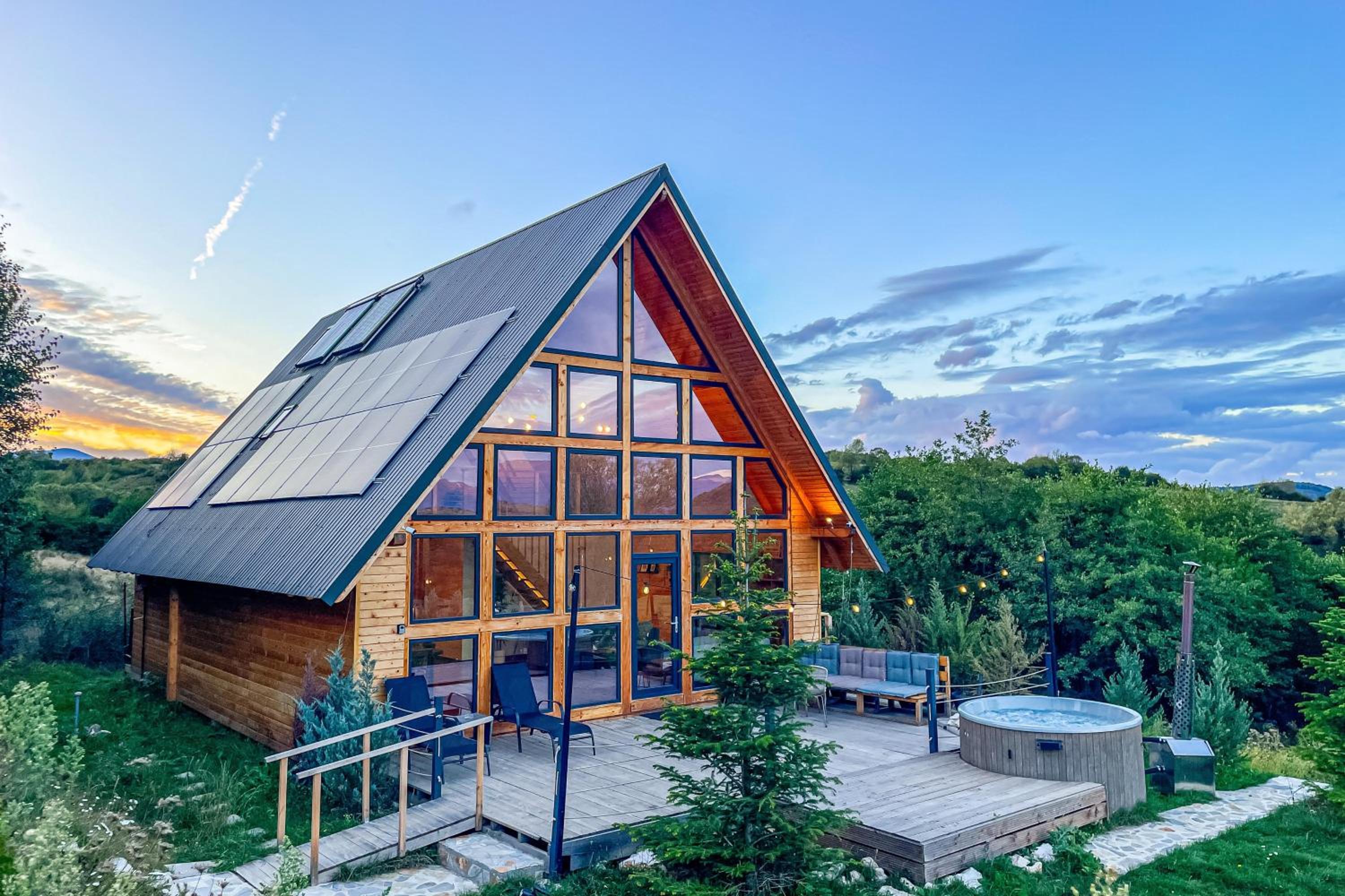 Cabana Timbernest & Hot Tubs