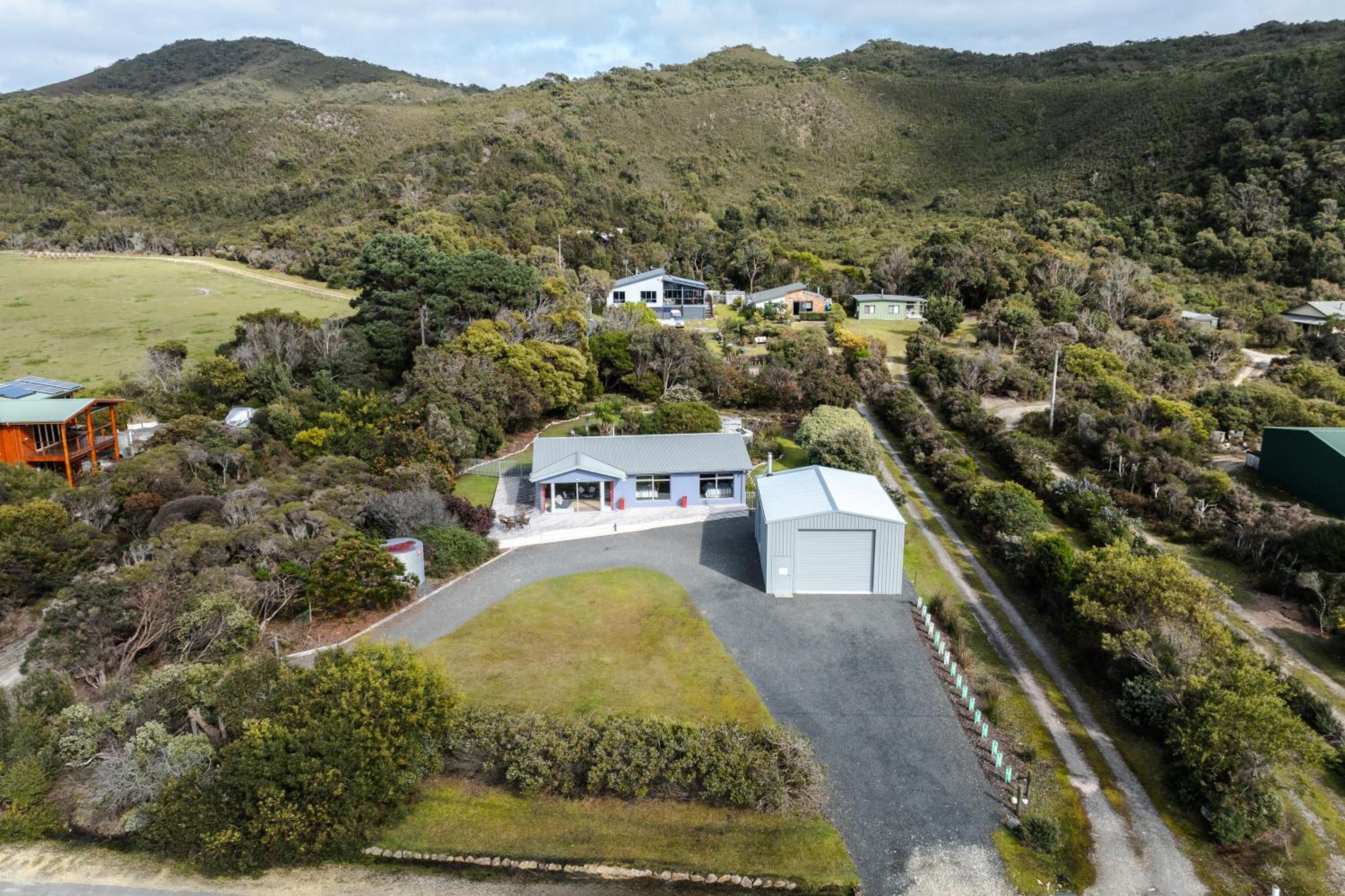 Sisters Beach Retreat