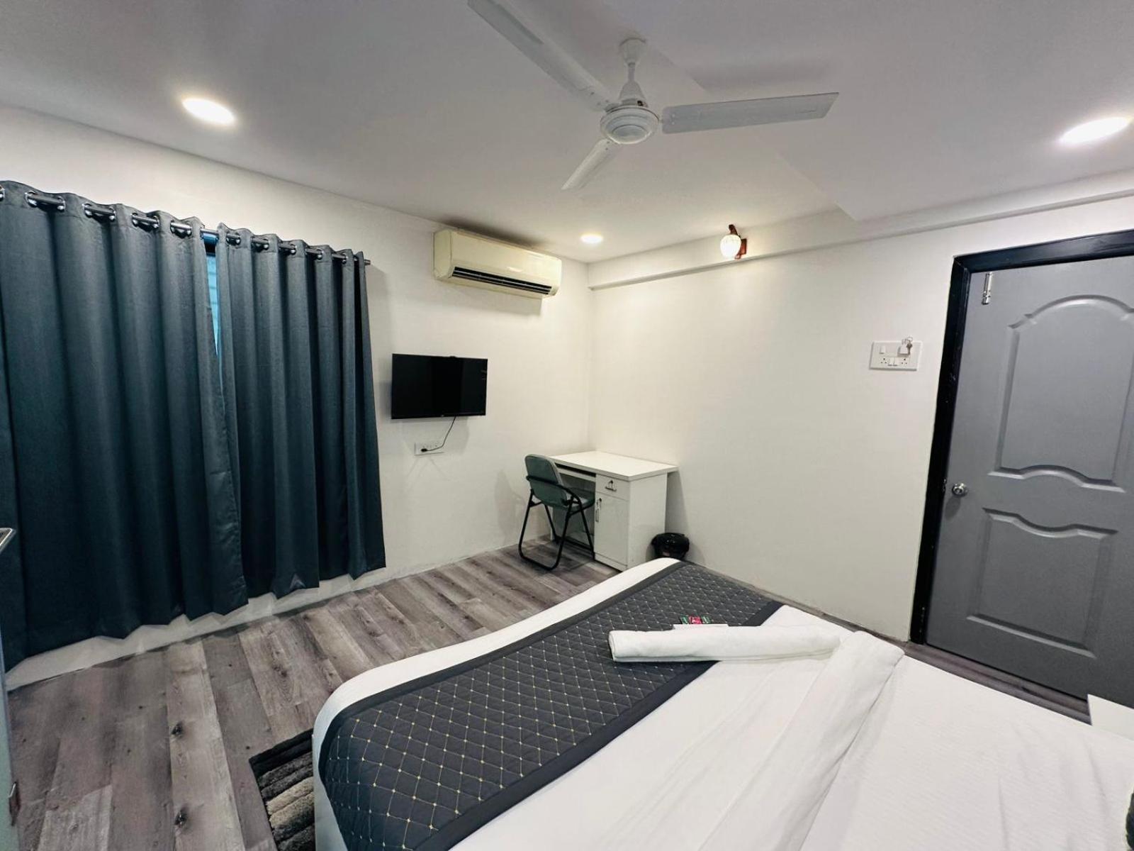 Astha Kandivali Service Apartment view 2