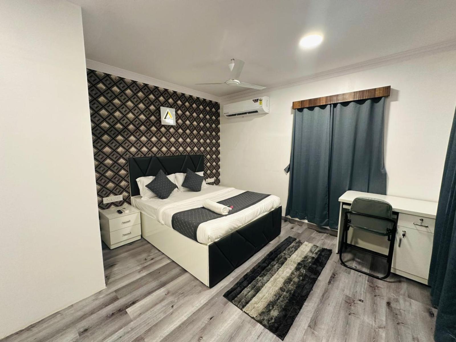 Astha Kandivali Service Apartment view 4