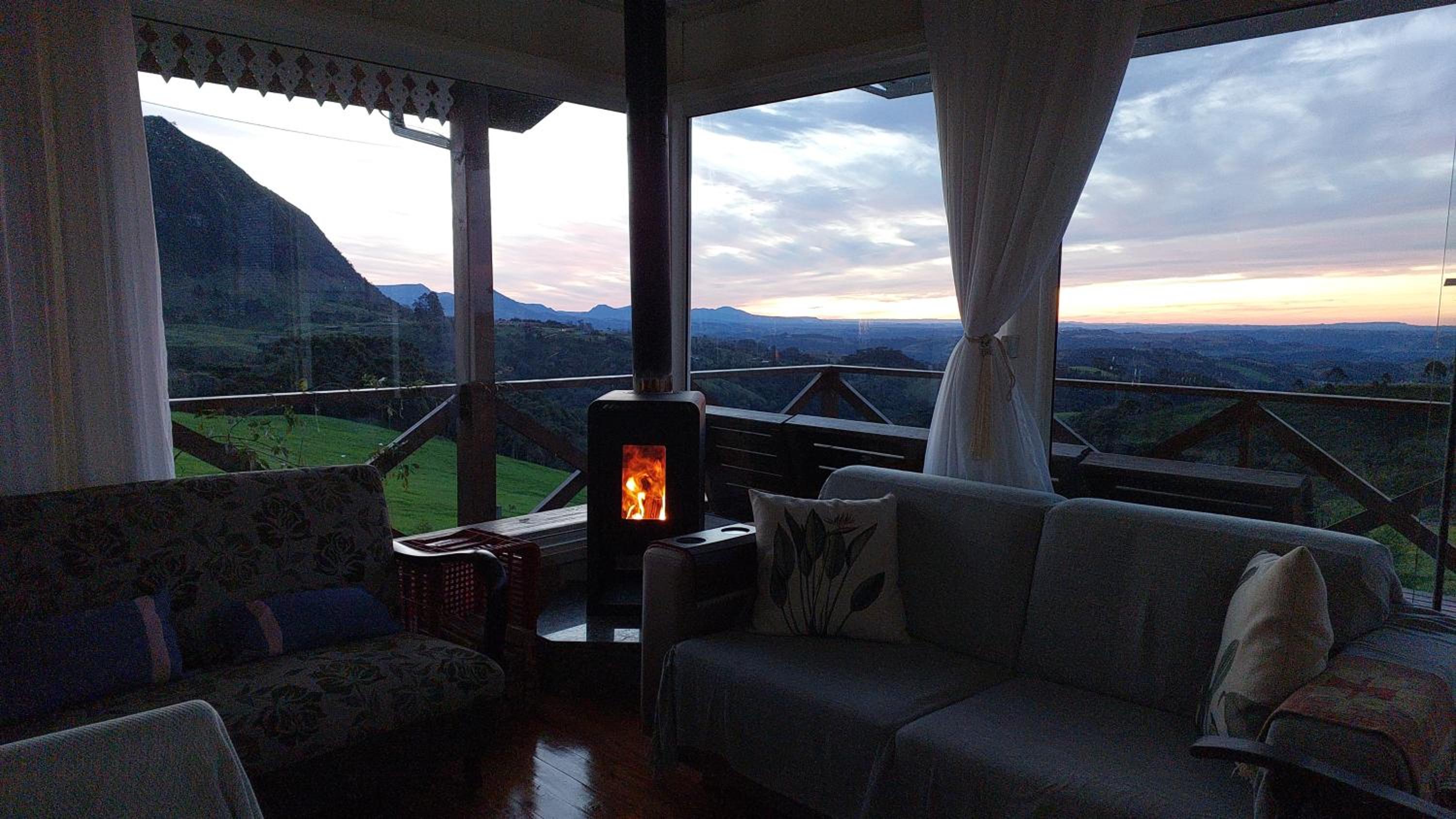 Vista da montanha. Casa inteira 6 pessoas.