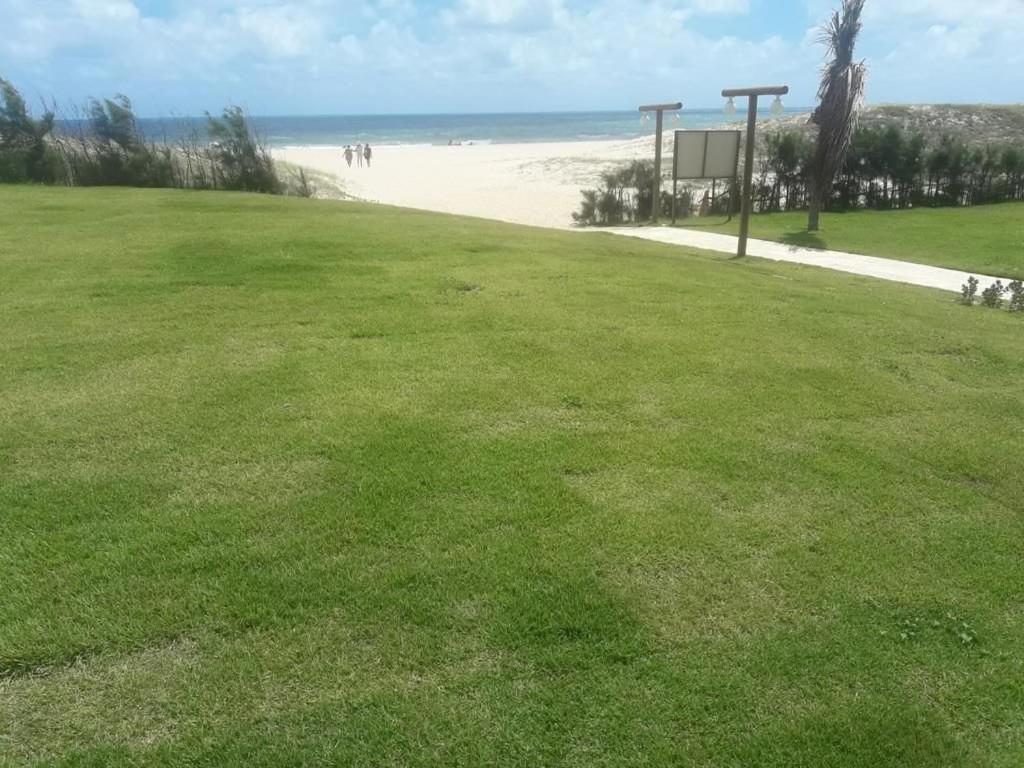Beautiful apartment, condominium in front of the sea beach Living