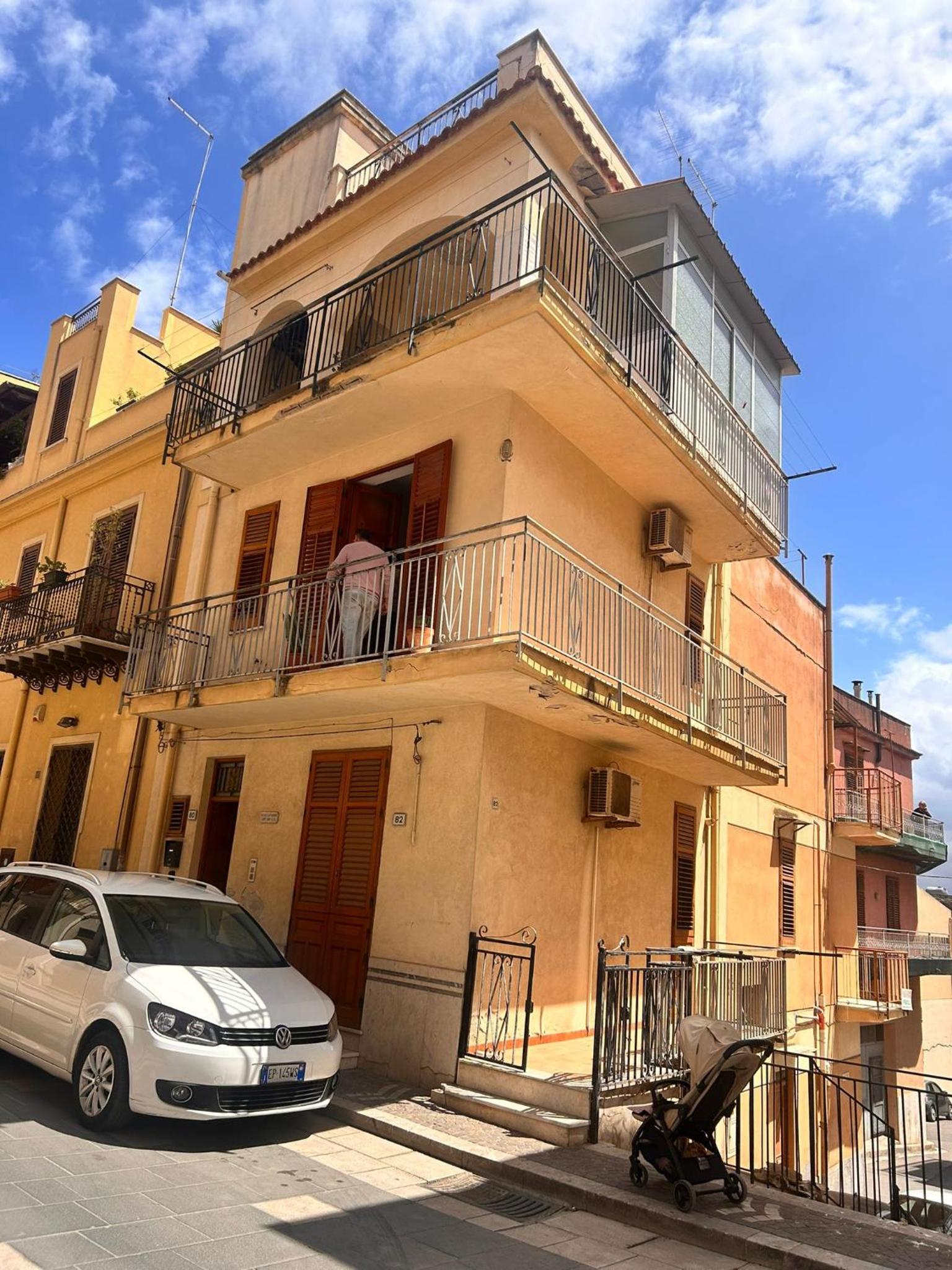 La Gorgone, Sicily apartments, Casteldaccia Experience