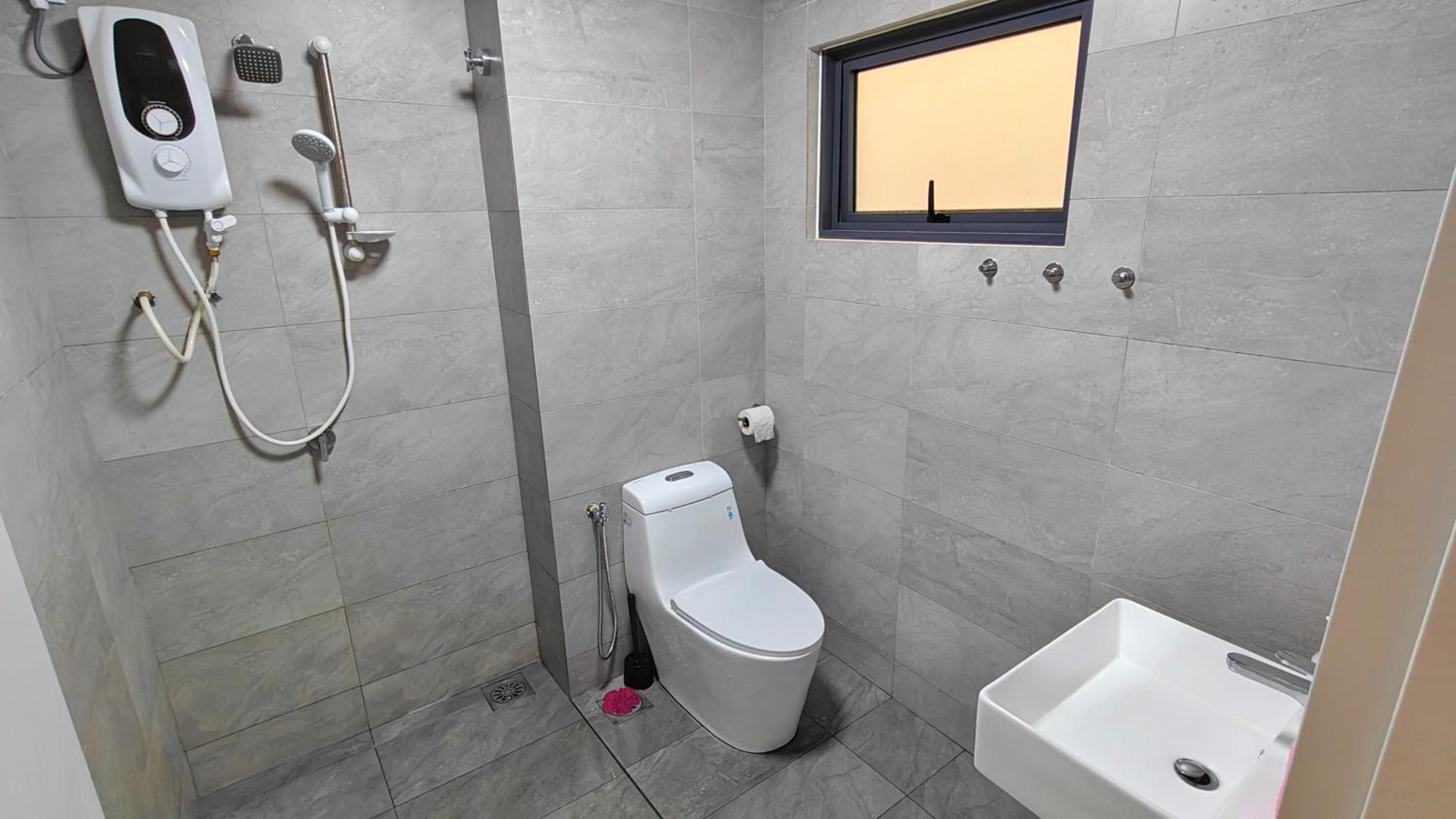 Allbes Sunsuria Forum Soho Suite Room view 5