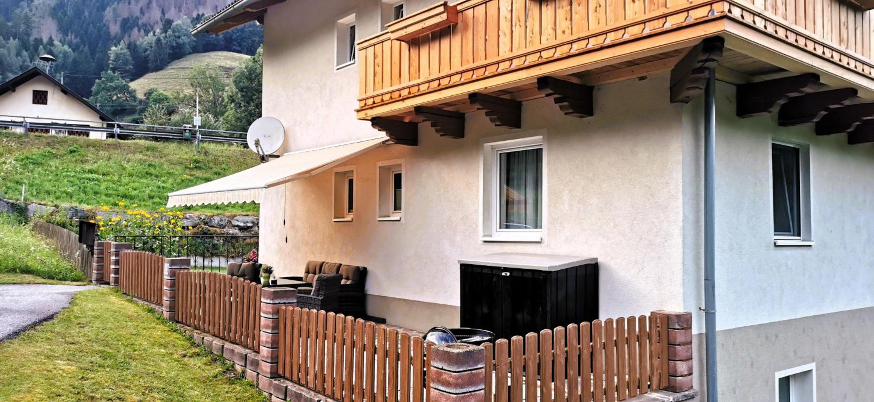 Direkt-am-Fluss-und-im-Moelltal-Ferienwohnung-Die-Moell
