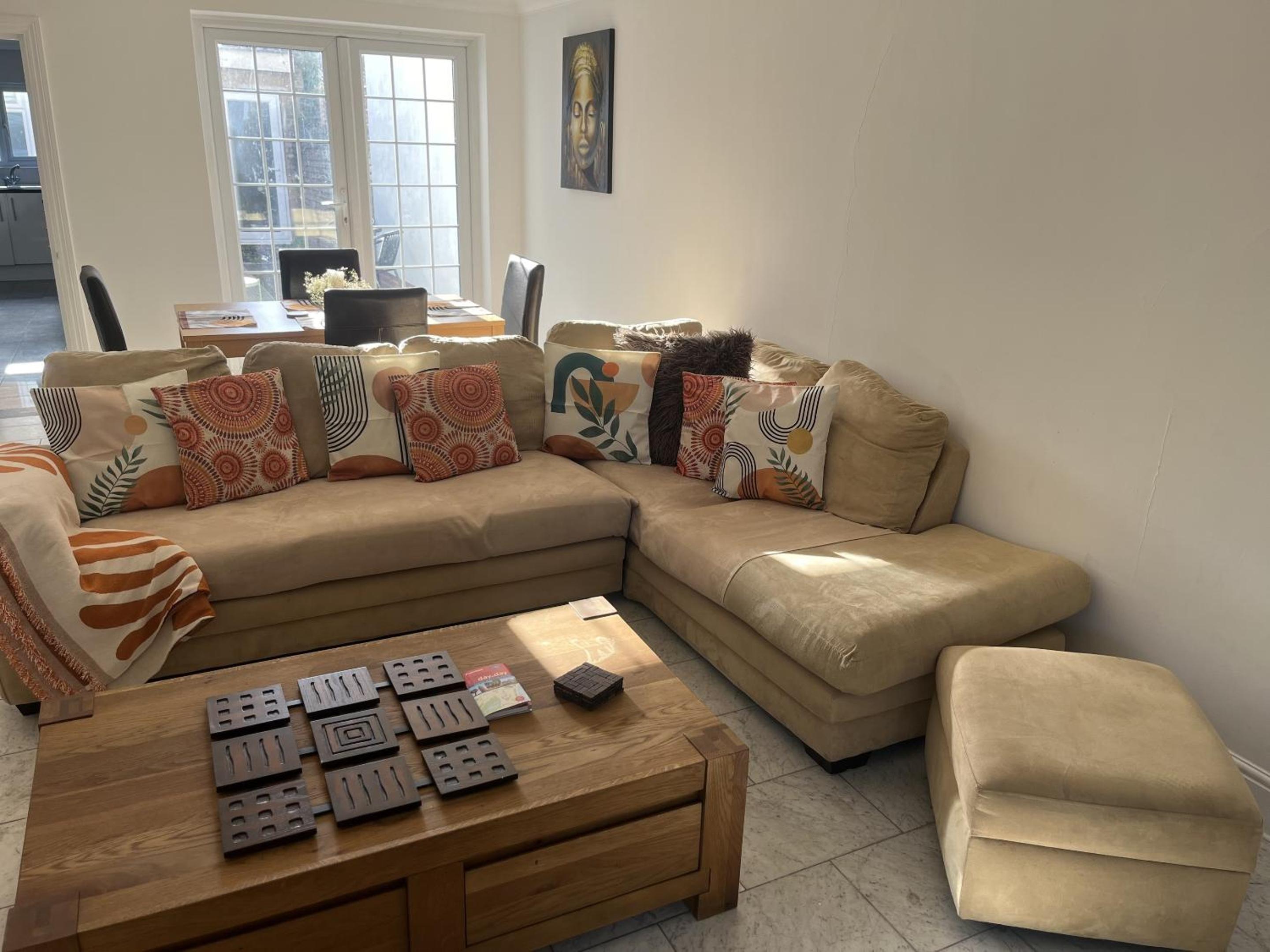 The Spacious Stay Stratford