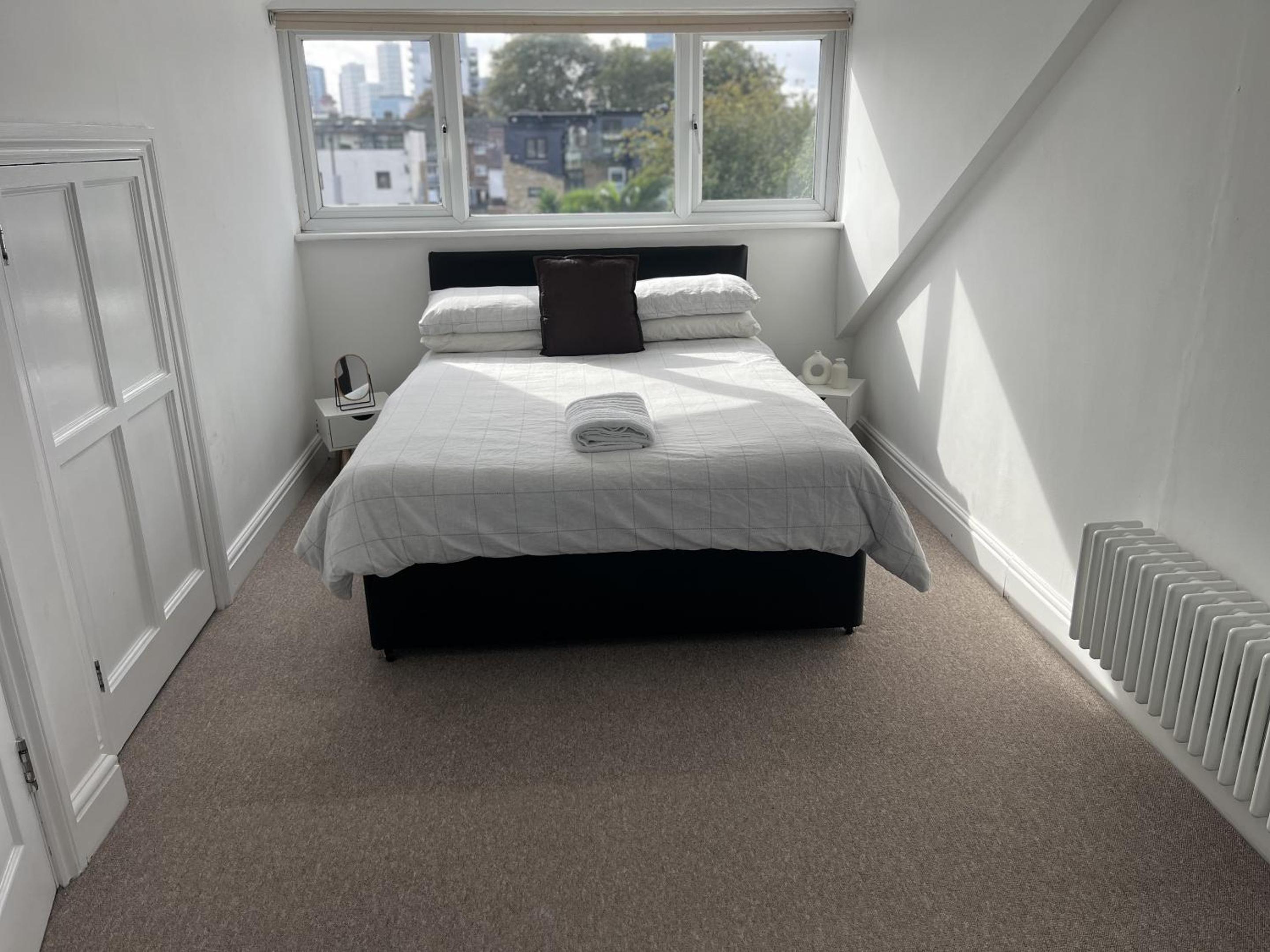 The Spacious Stay Stratford