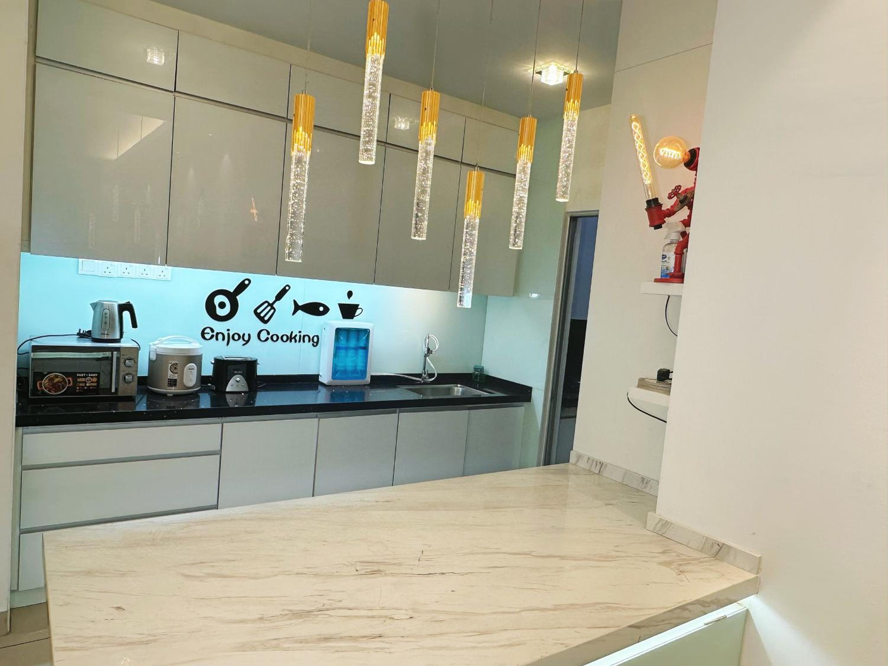 Bukit Jalil 9 pax, OUG, Old Klang Road, Midvalley, Pavilion 2, Puchong, Kuala Lumpur