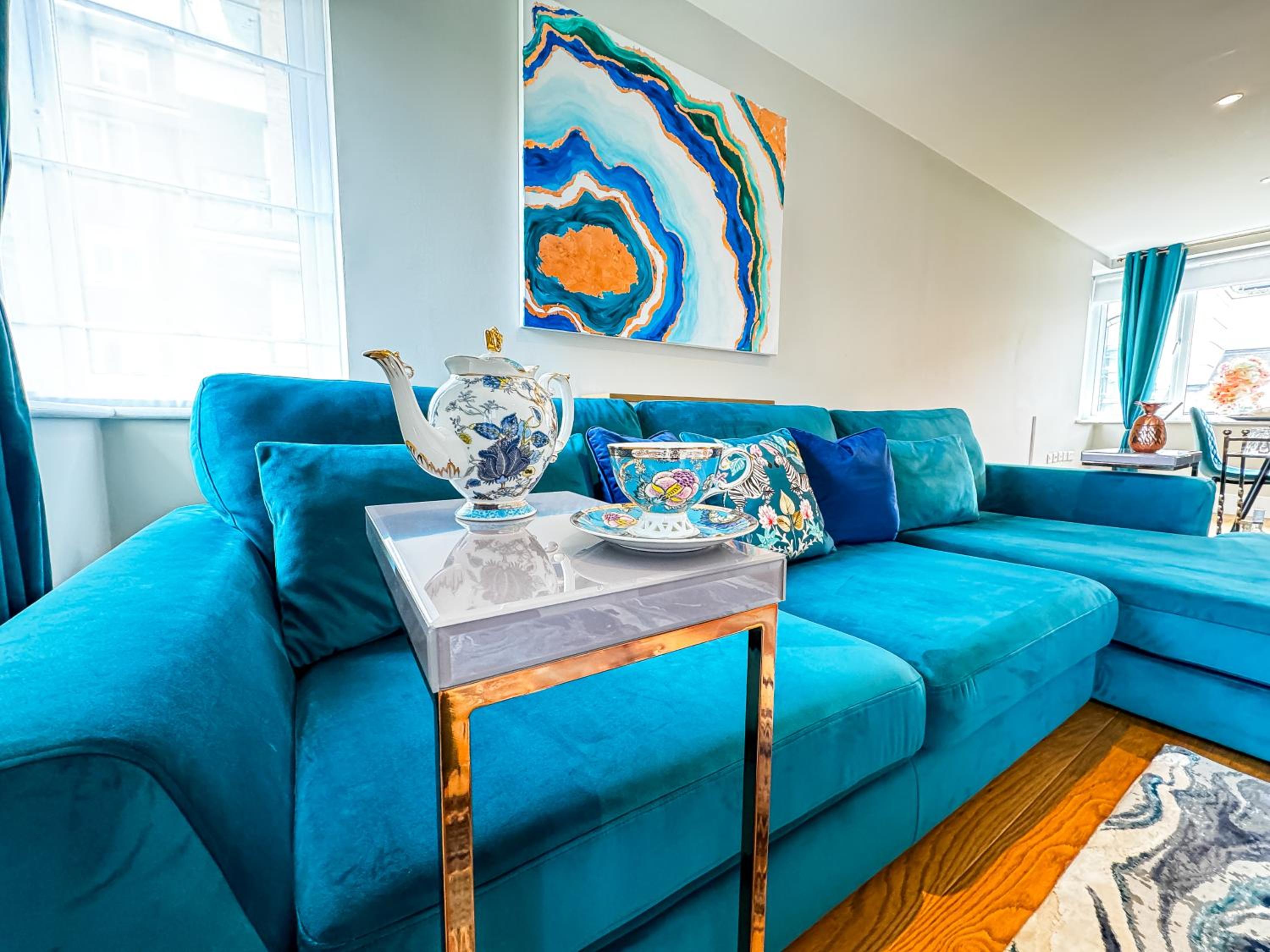 THAMES View Cyan Richmond, FREE GYM, VERY HIGH-SPEED Wi-Fi, PARKING