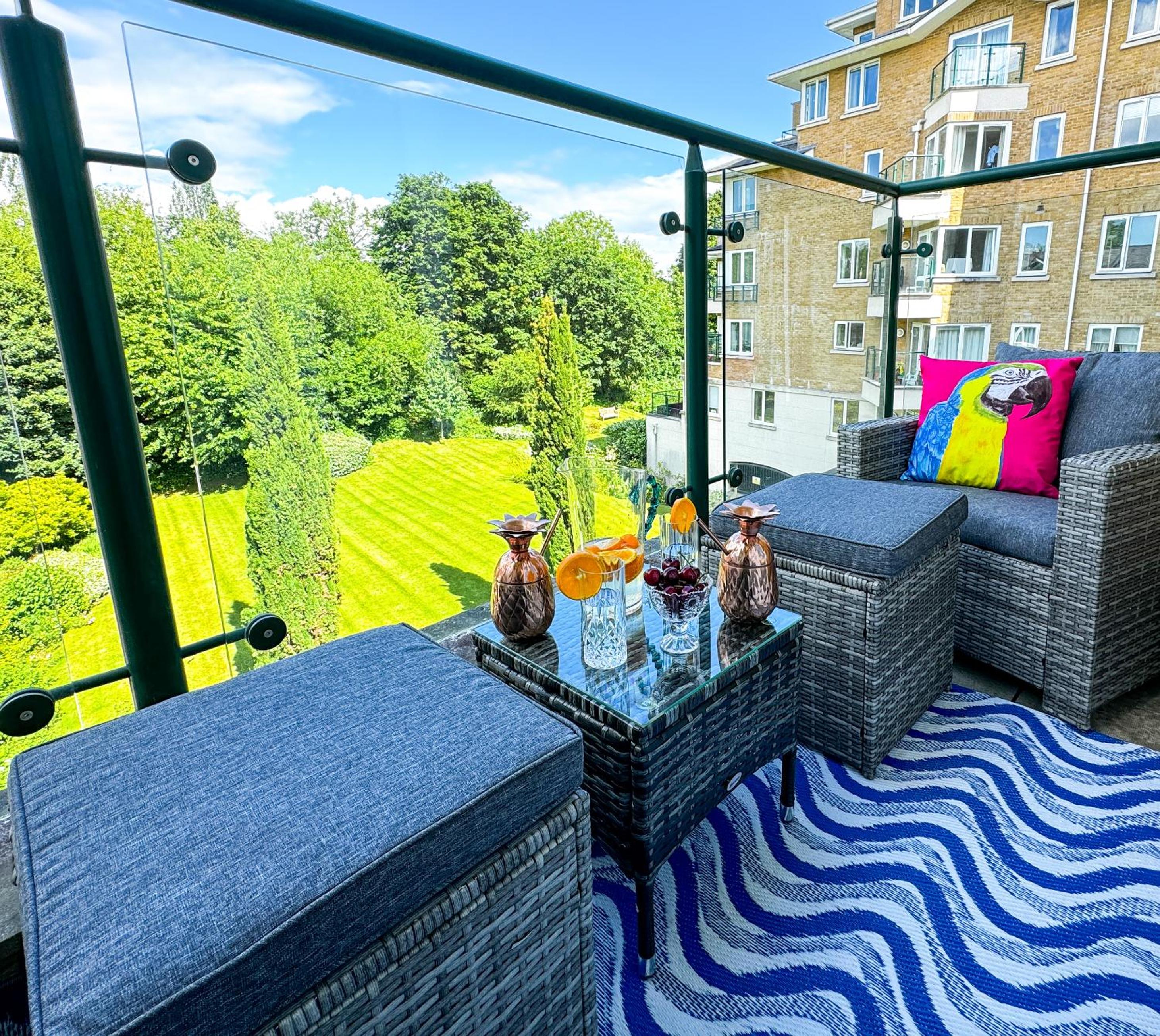 THAMES View Cyan Richmond, FREE GYM, VERY HIGH-SPEED Wi-Fi, PARKING