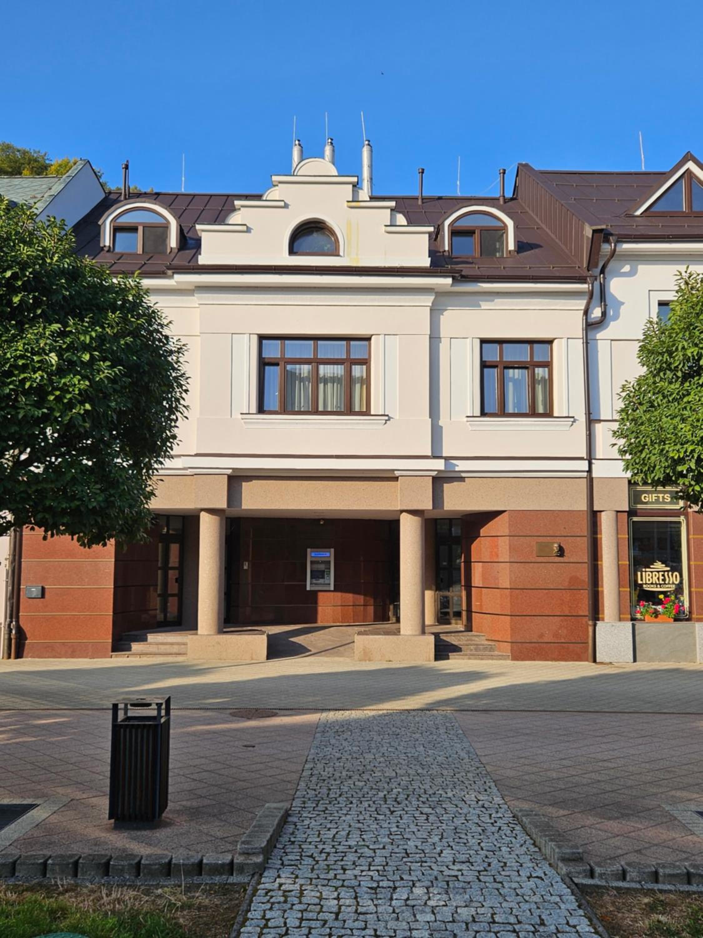 Luxury Central Square Apartment