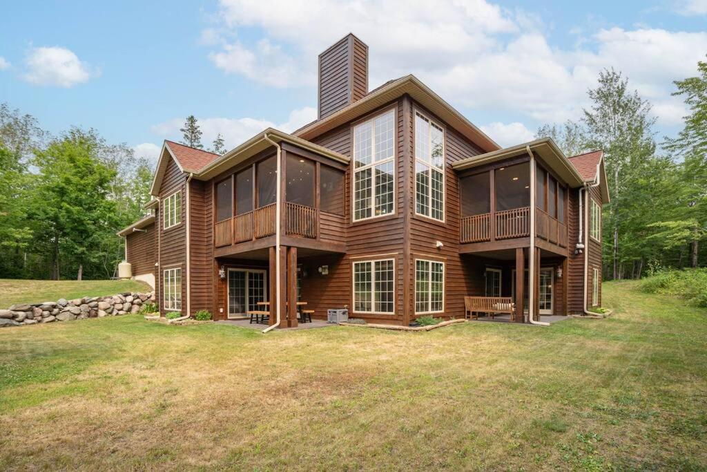Luxury Lodge Near Giants Ridge view 2