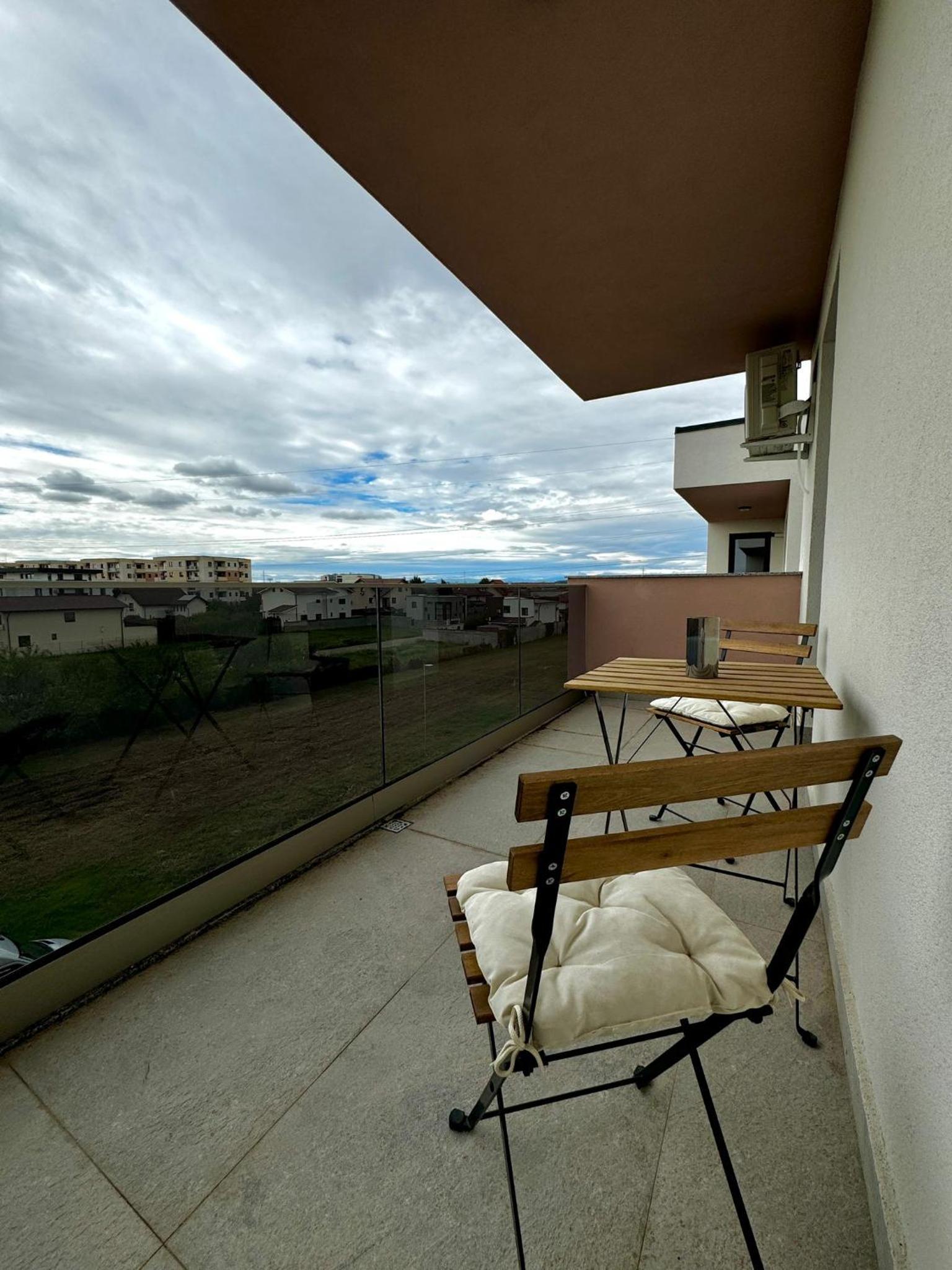 Myhouse 1