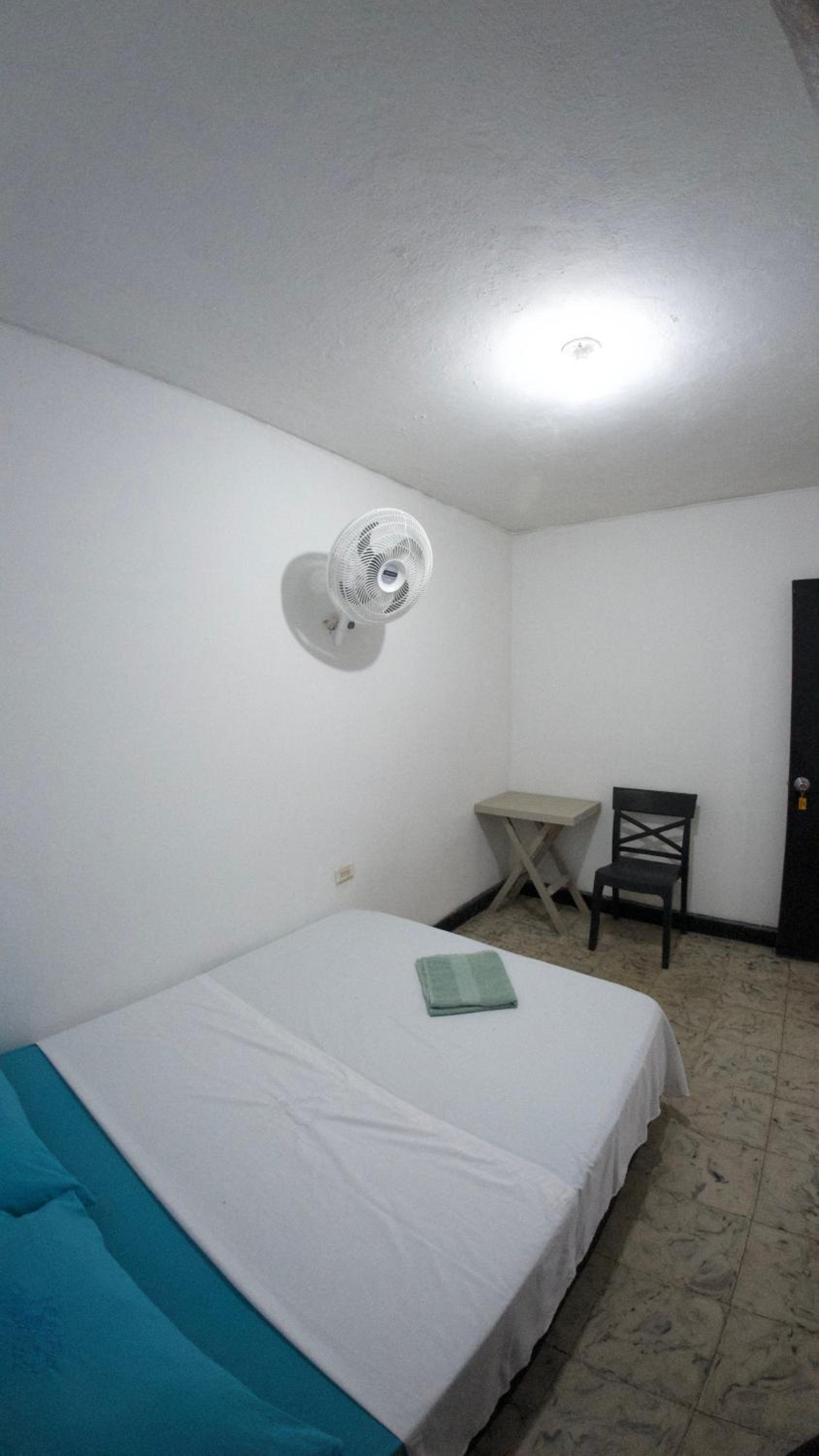 Bau Travel HOSTAL