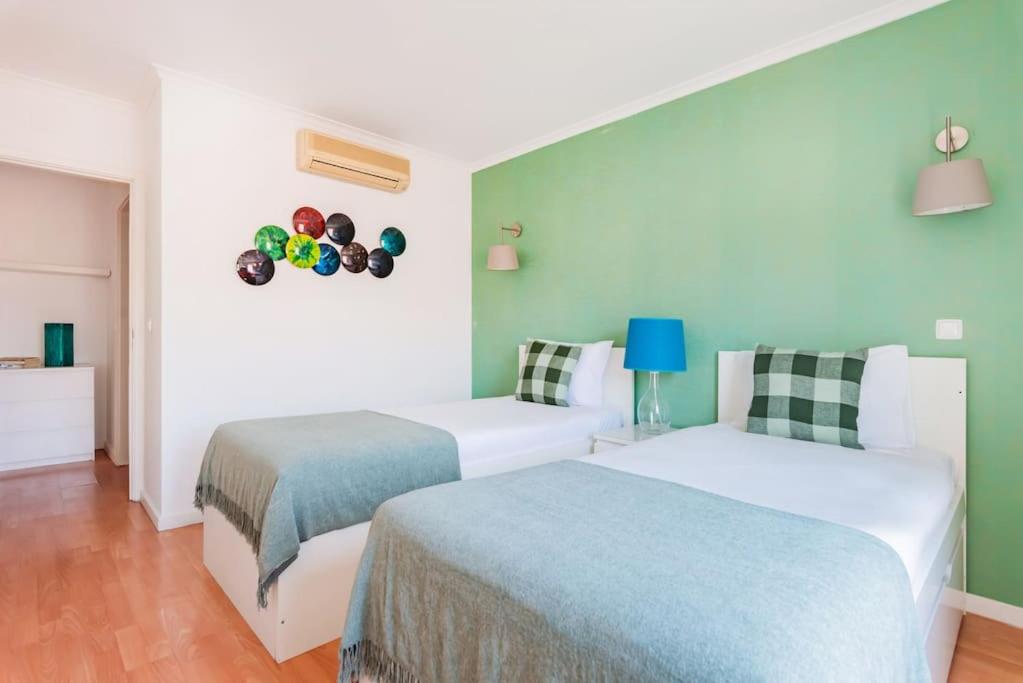 Vibrant Liberdade Living view 2