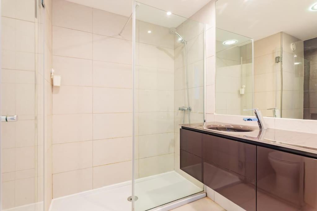 Vibrant Liberdade Living view 4