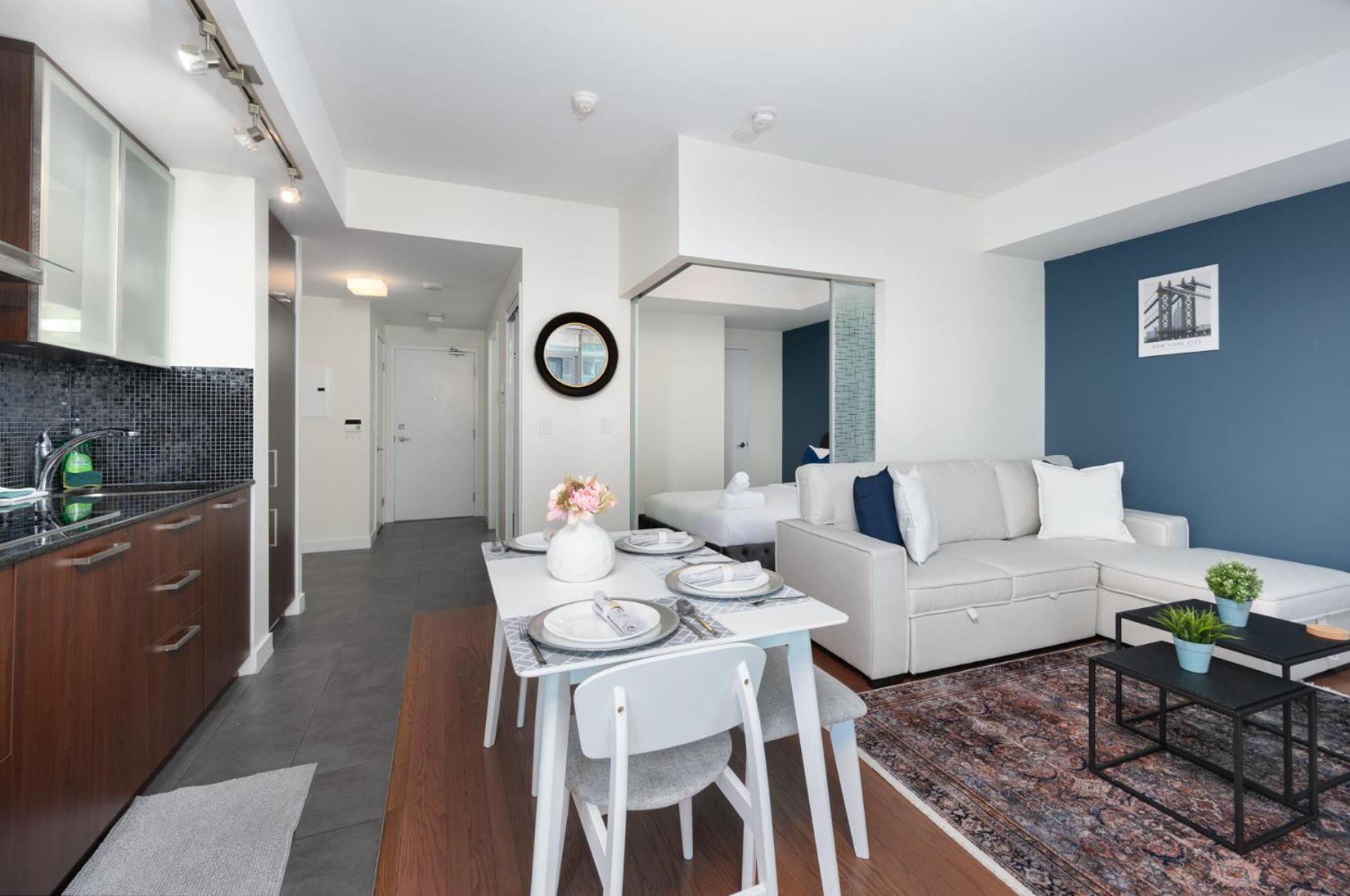 York Suites 6