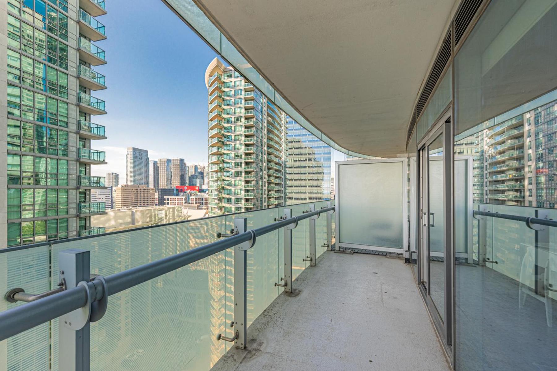 York Suites 6