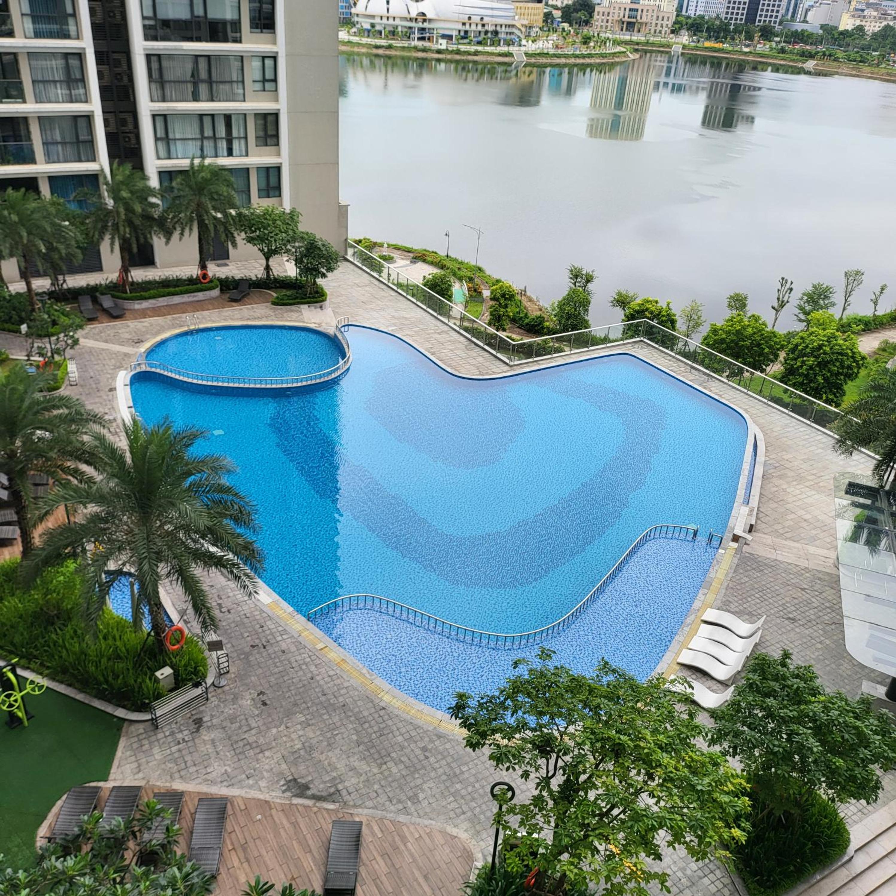 Vinhomes Sky Lake - Feria Homes