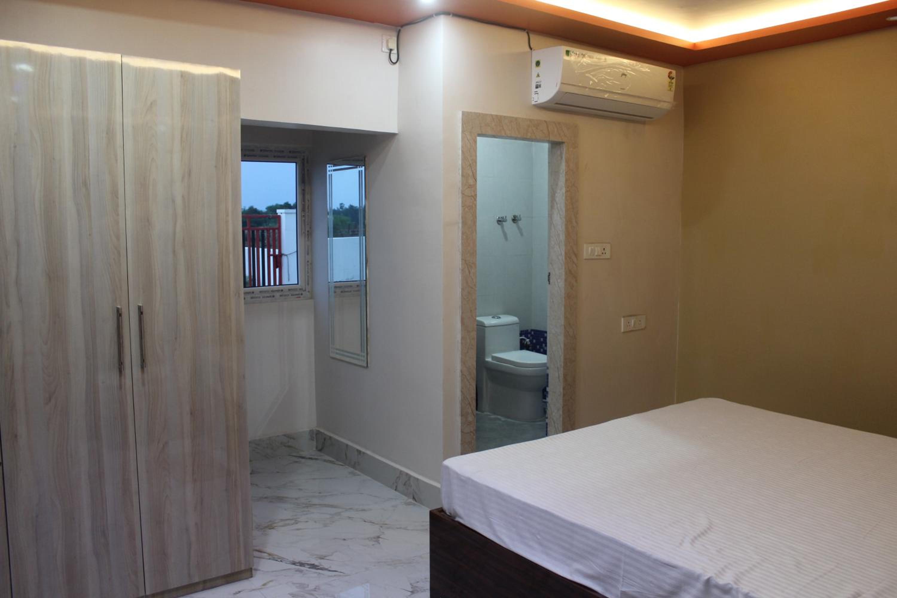 Hotel MJR view 5