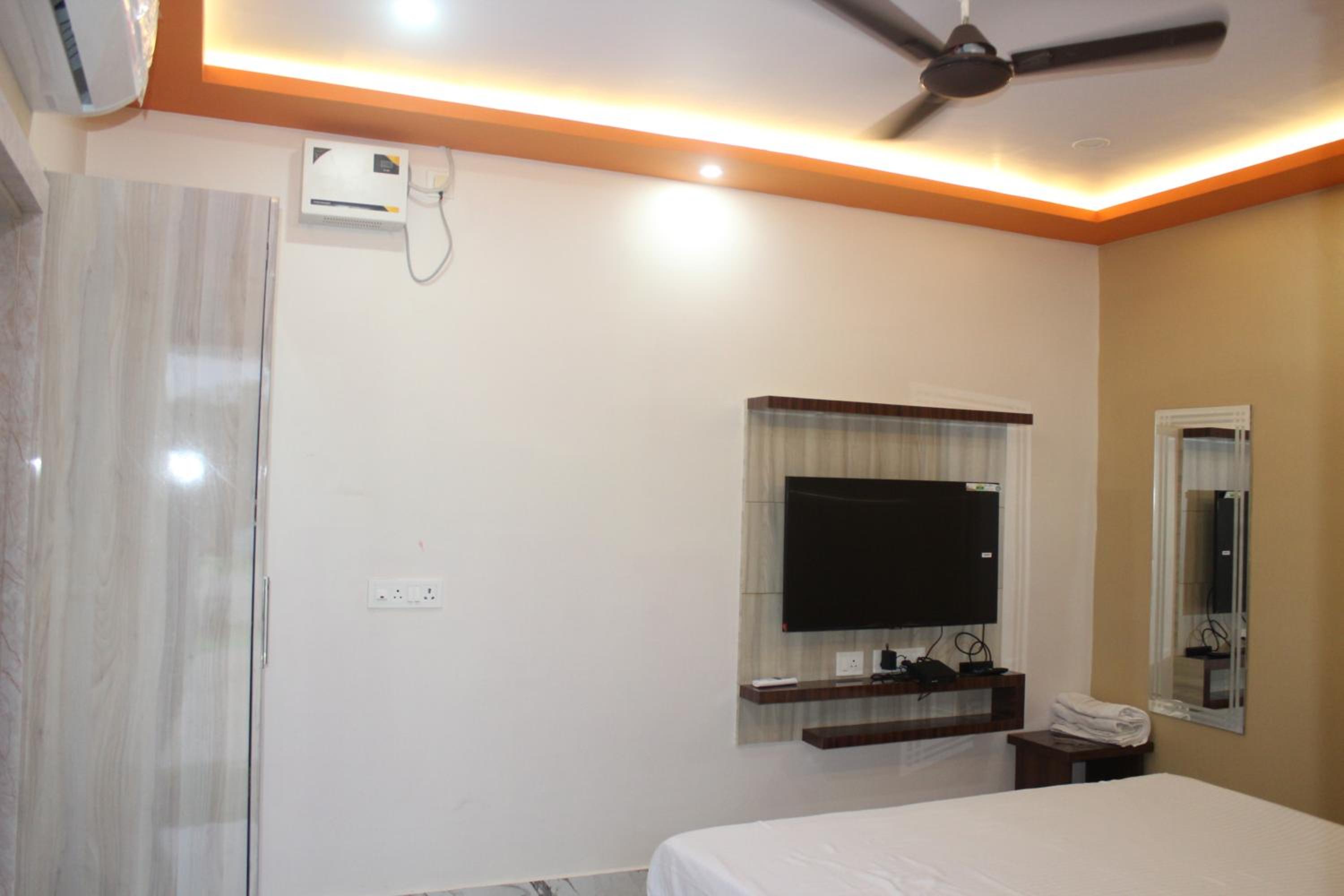Hotel MJR view 4