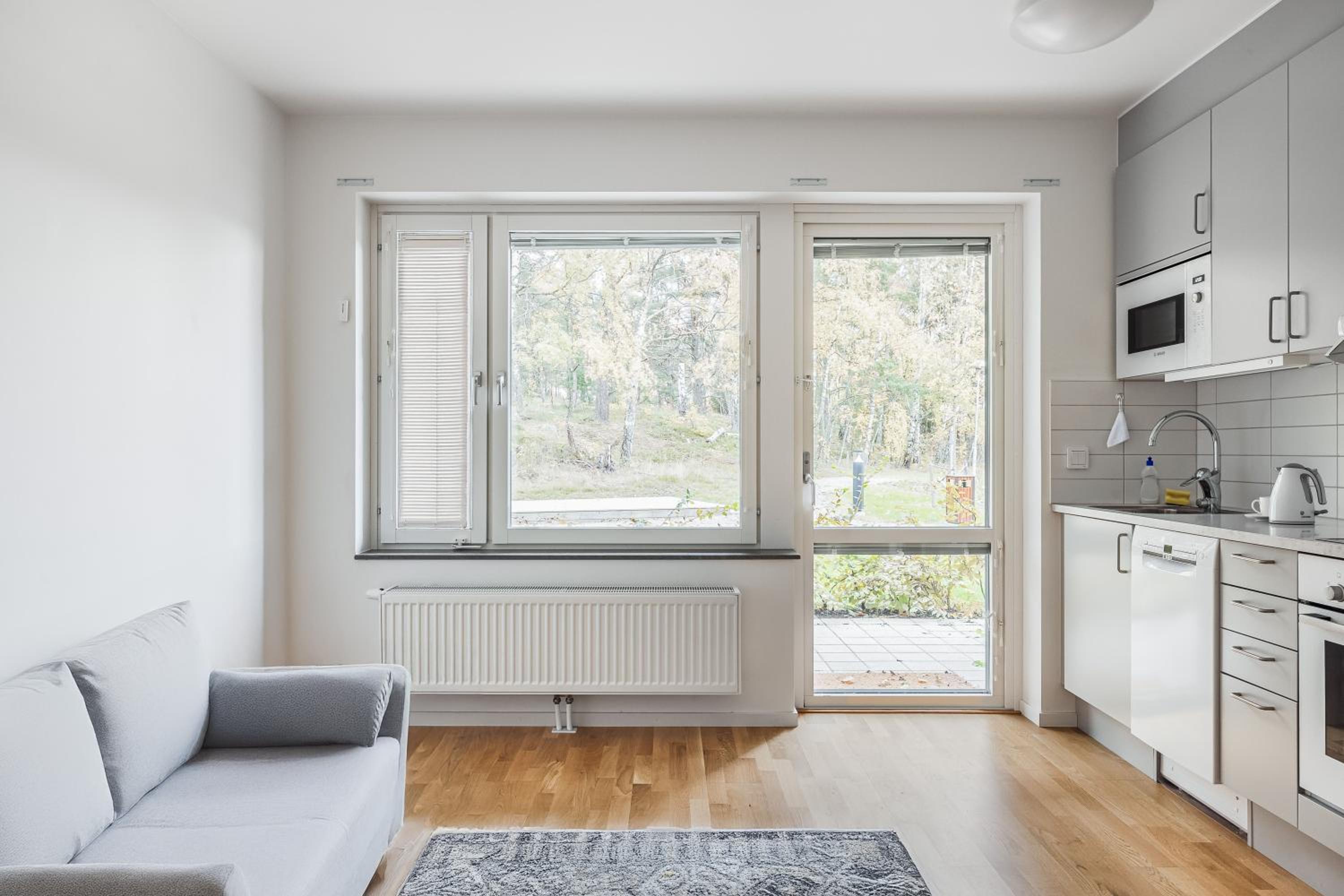 Cozy Haven Minutes From Central view 3