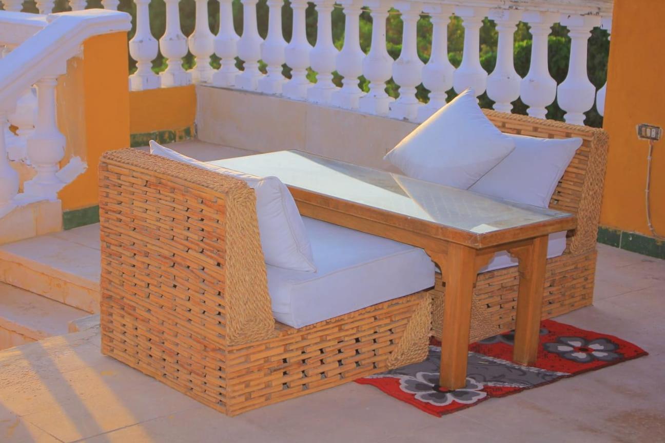 Sakkara pyramid inn hotel
