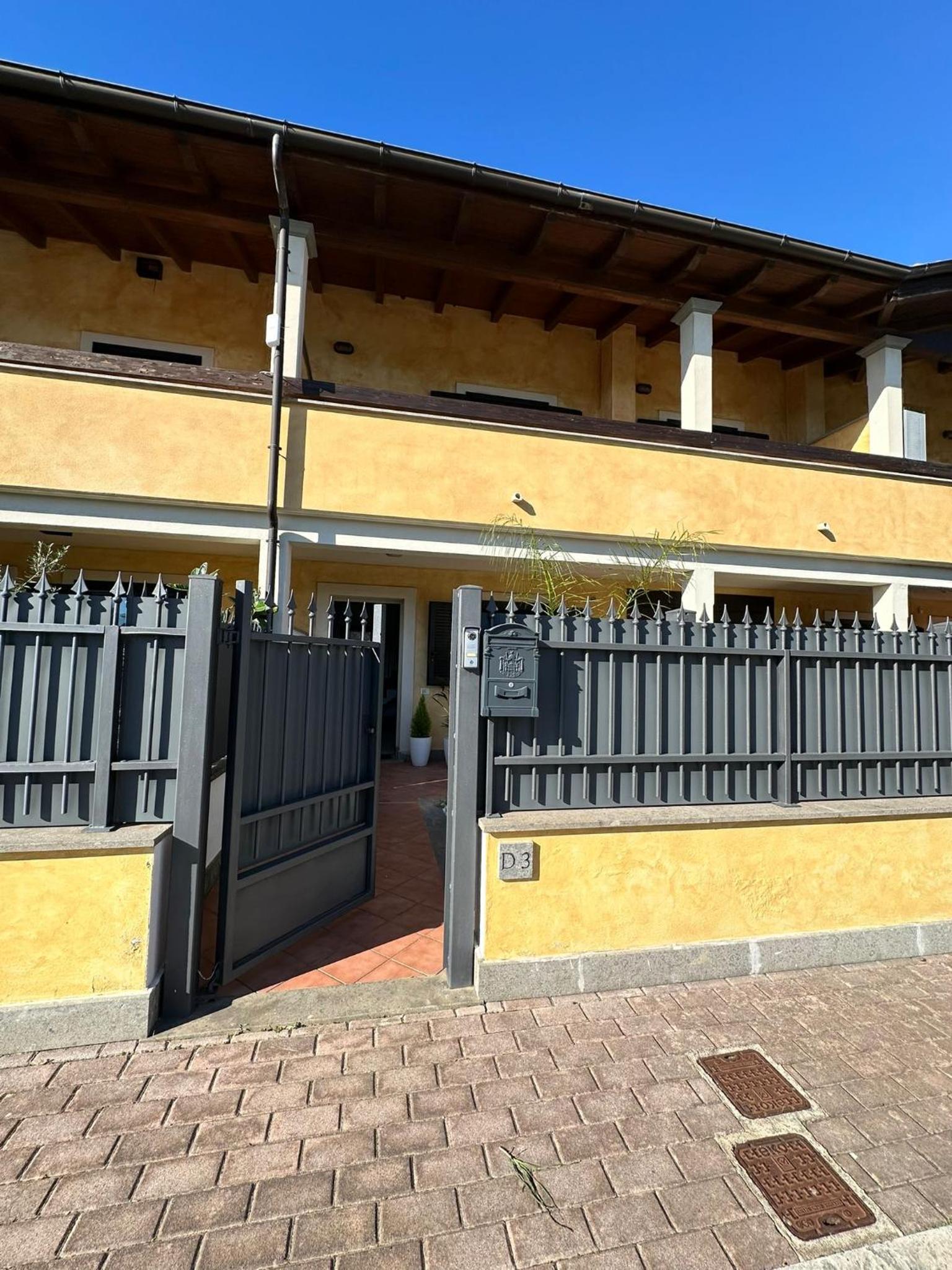 Hotel VILLA SEASIDE HAVEN - Private Retreat with Garden in Anzio - Image 1