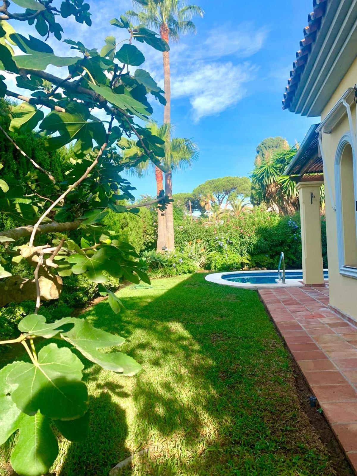 Villa Moumi