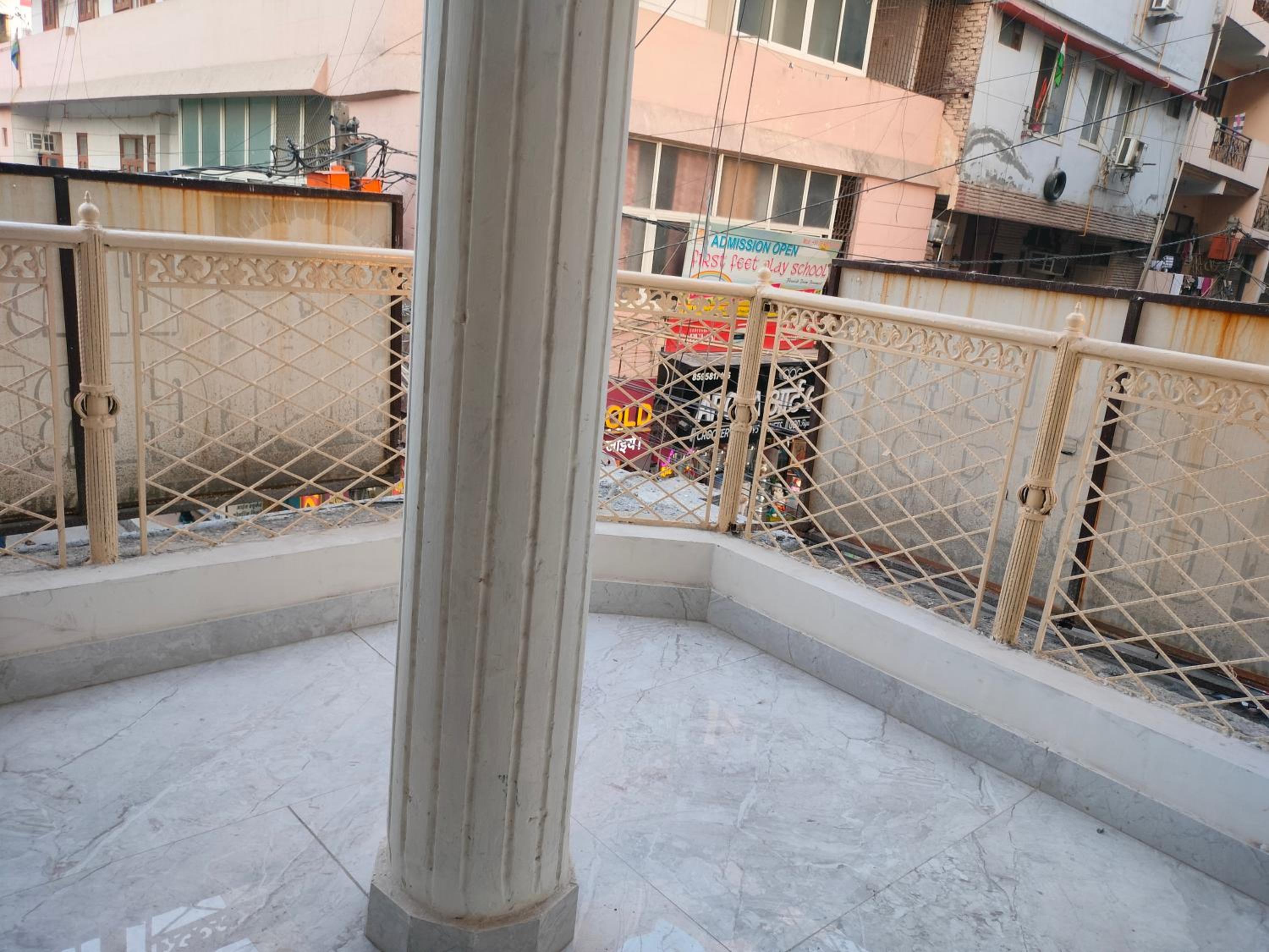 Comfort Inn Hotel,New Delhi Mayur Vihar Noida