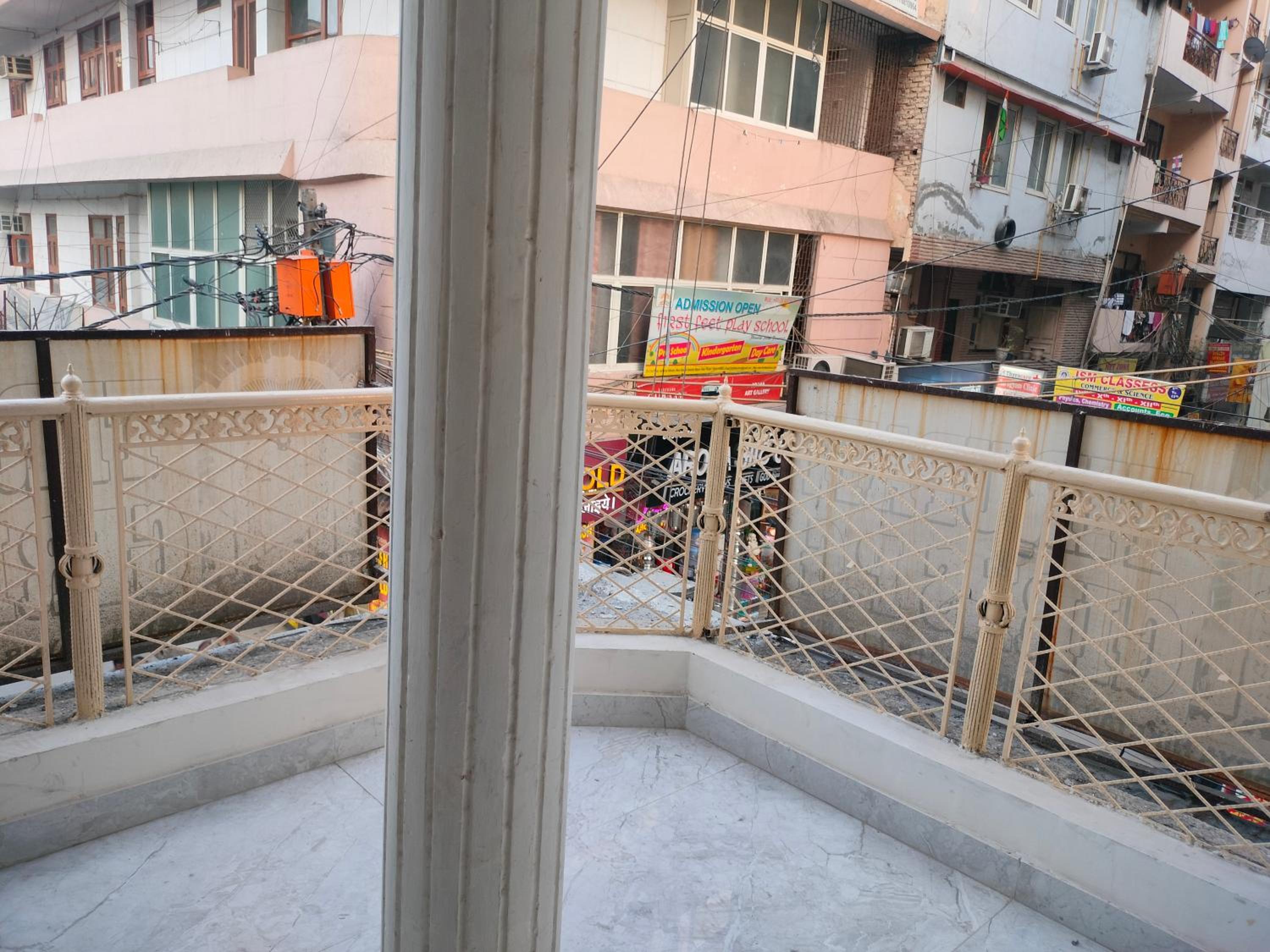 Comfort Inn Hotel,New Delhi Mayur Vihar Noida