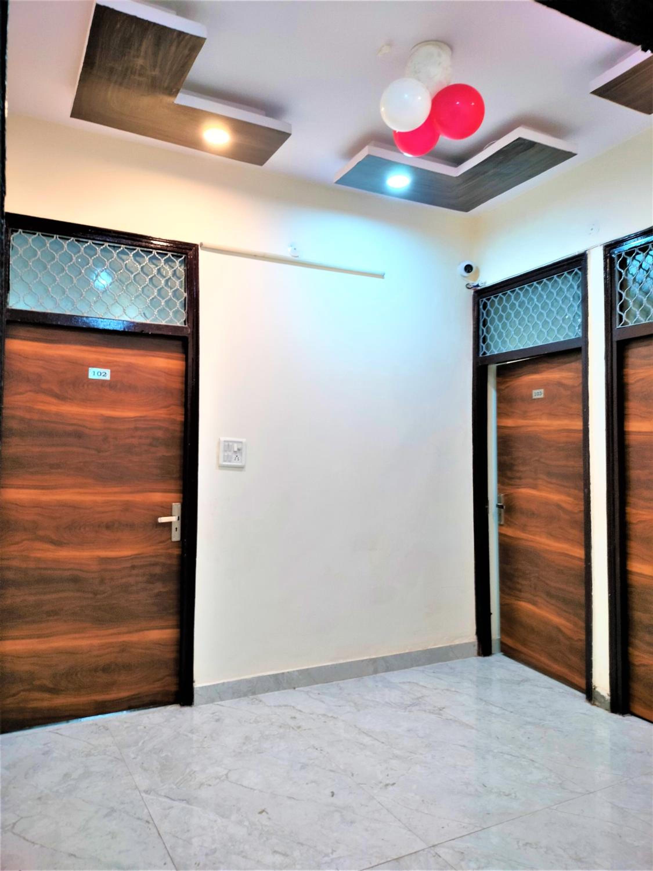 Comfort Inn Hotel,New Delhi Mayur Vihar Noida