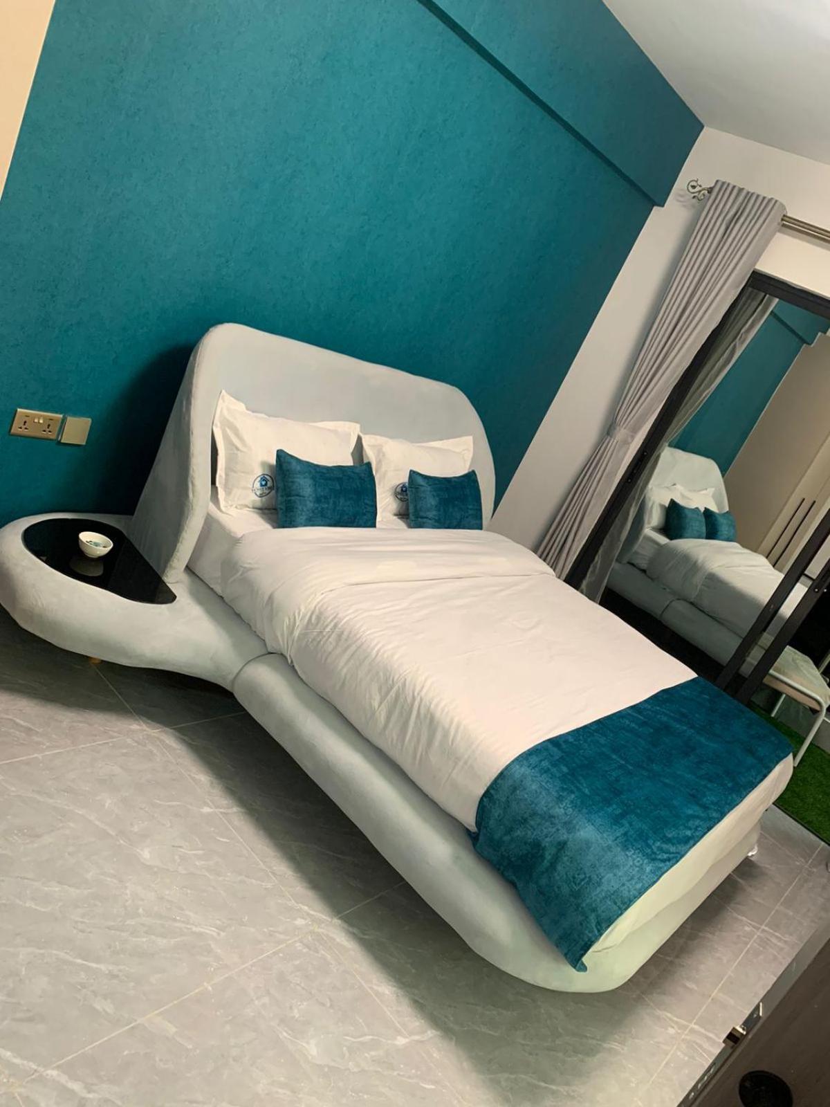 Executive 1 bedroom