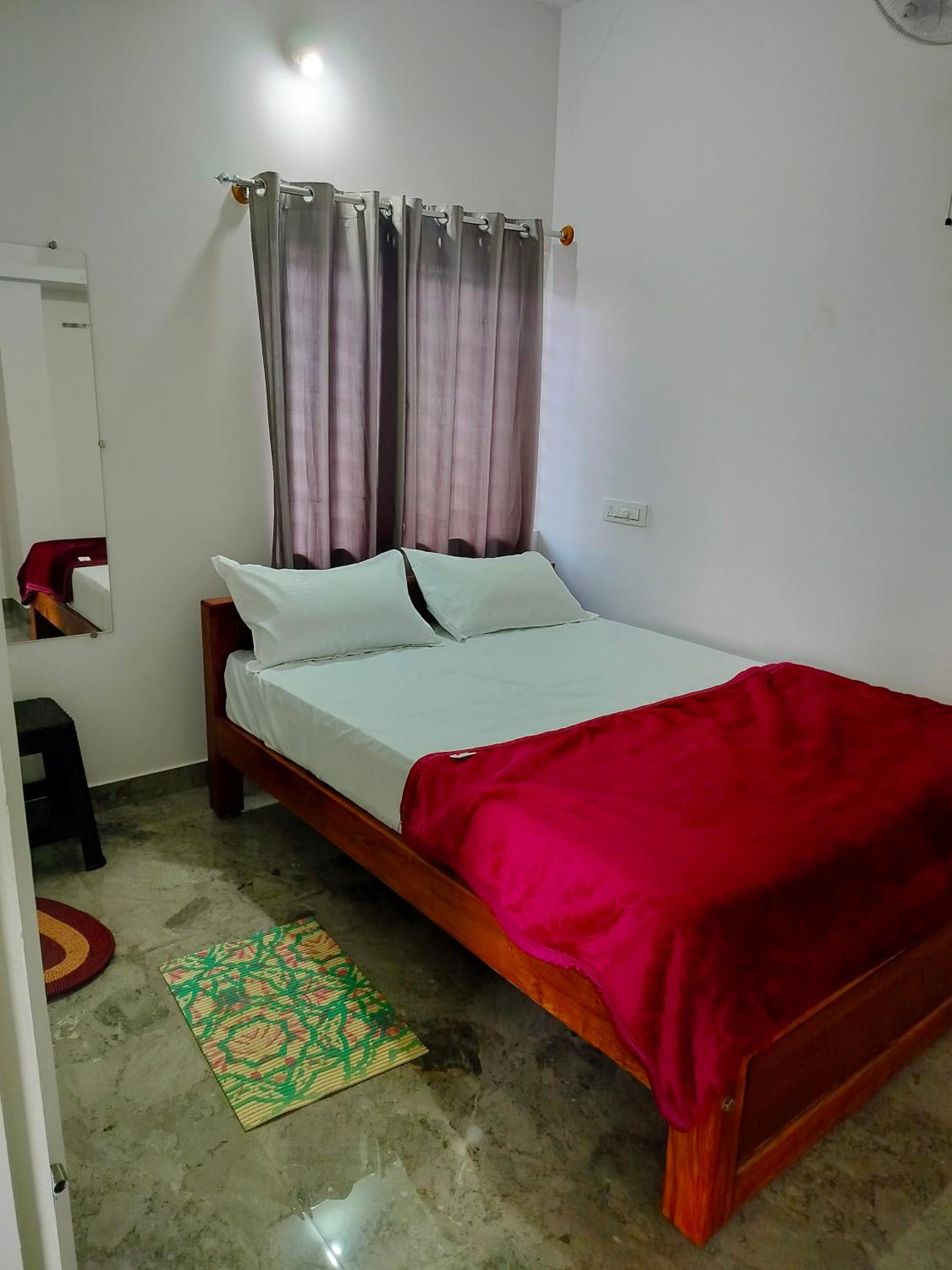 Giridhama homestay