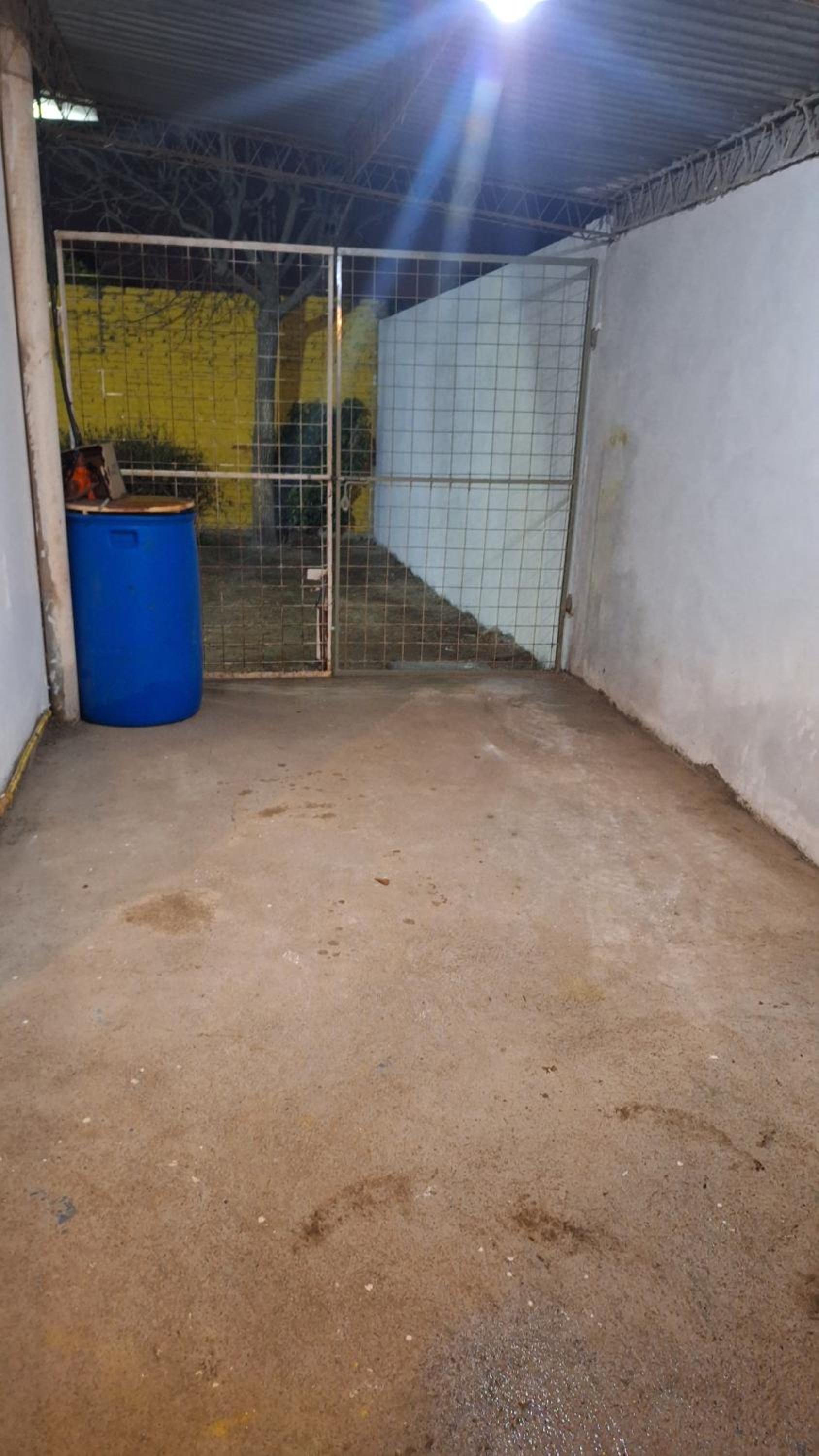 La casa, alquiler temporario - casa completa con cochera y patio- parrilla