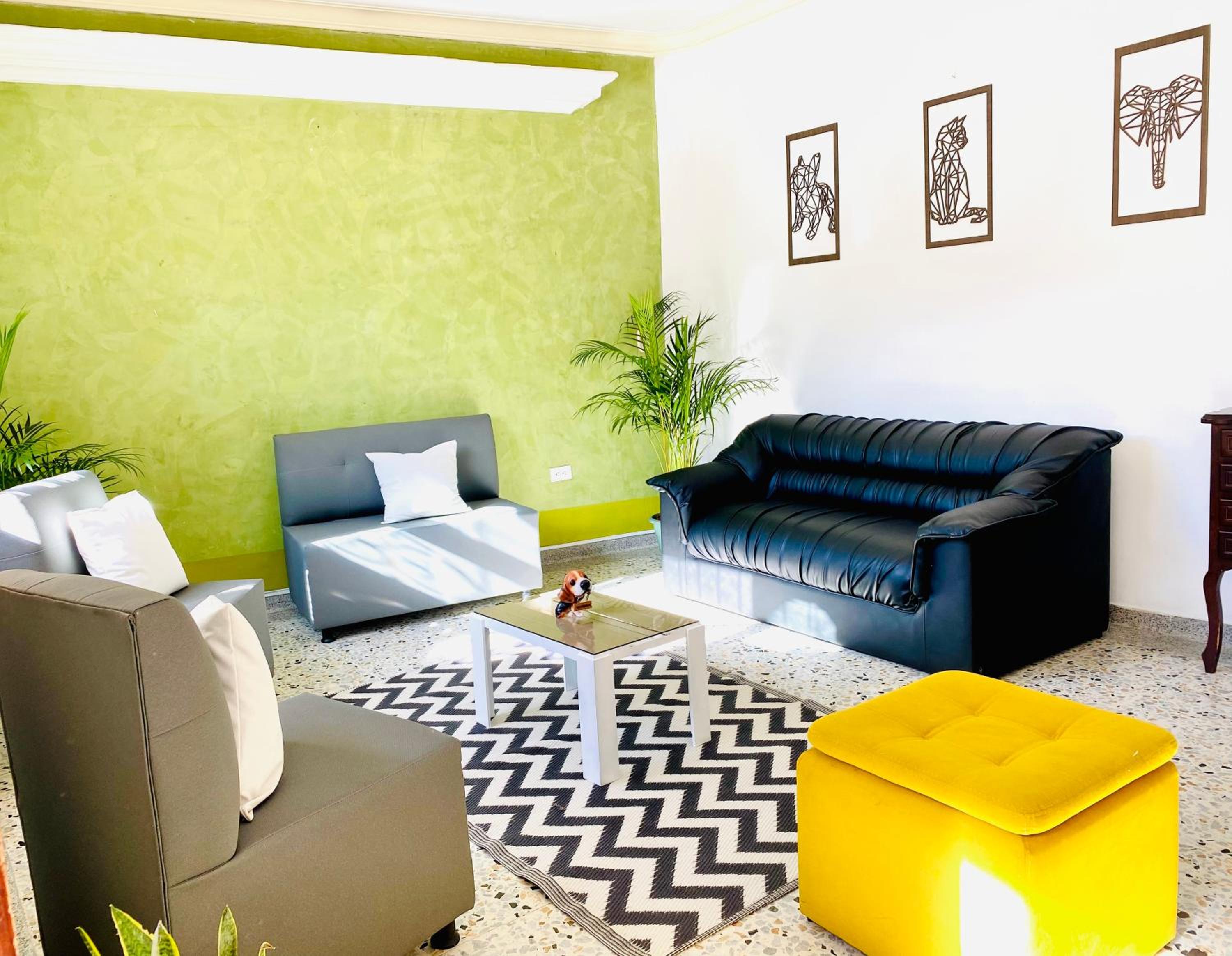 Ubicación excelente, casa amplia en Laureles