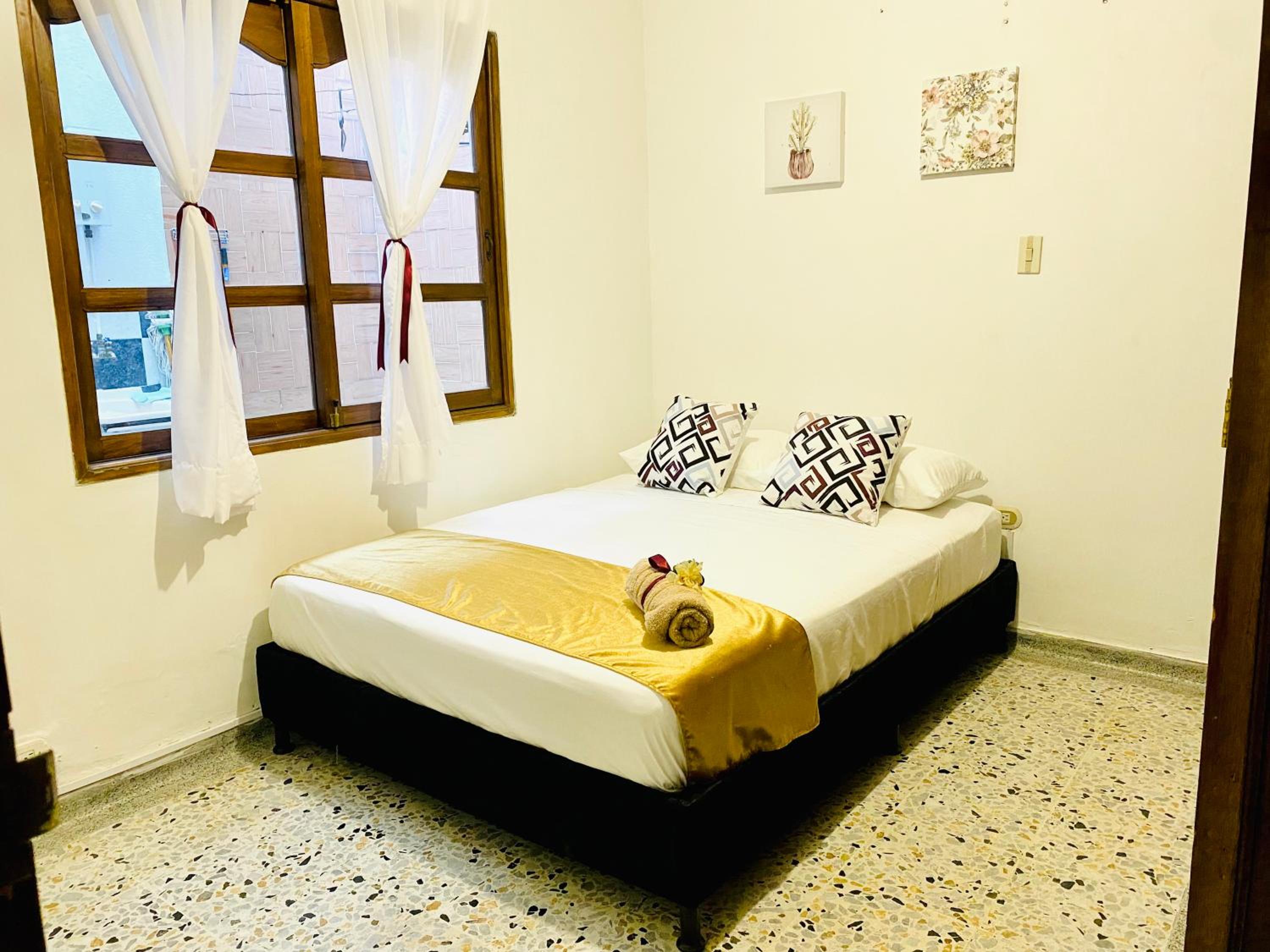 Ubicación excelente, casa amplia en Laureles