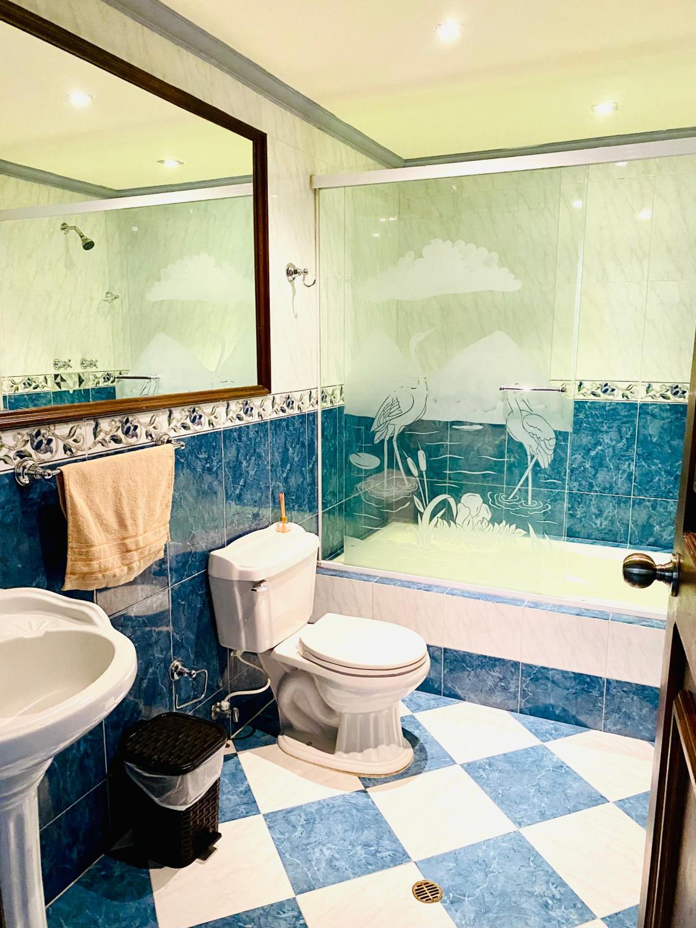Ubicación excelente, casa amplia en Laureles