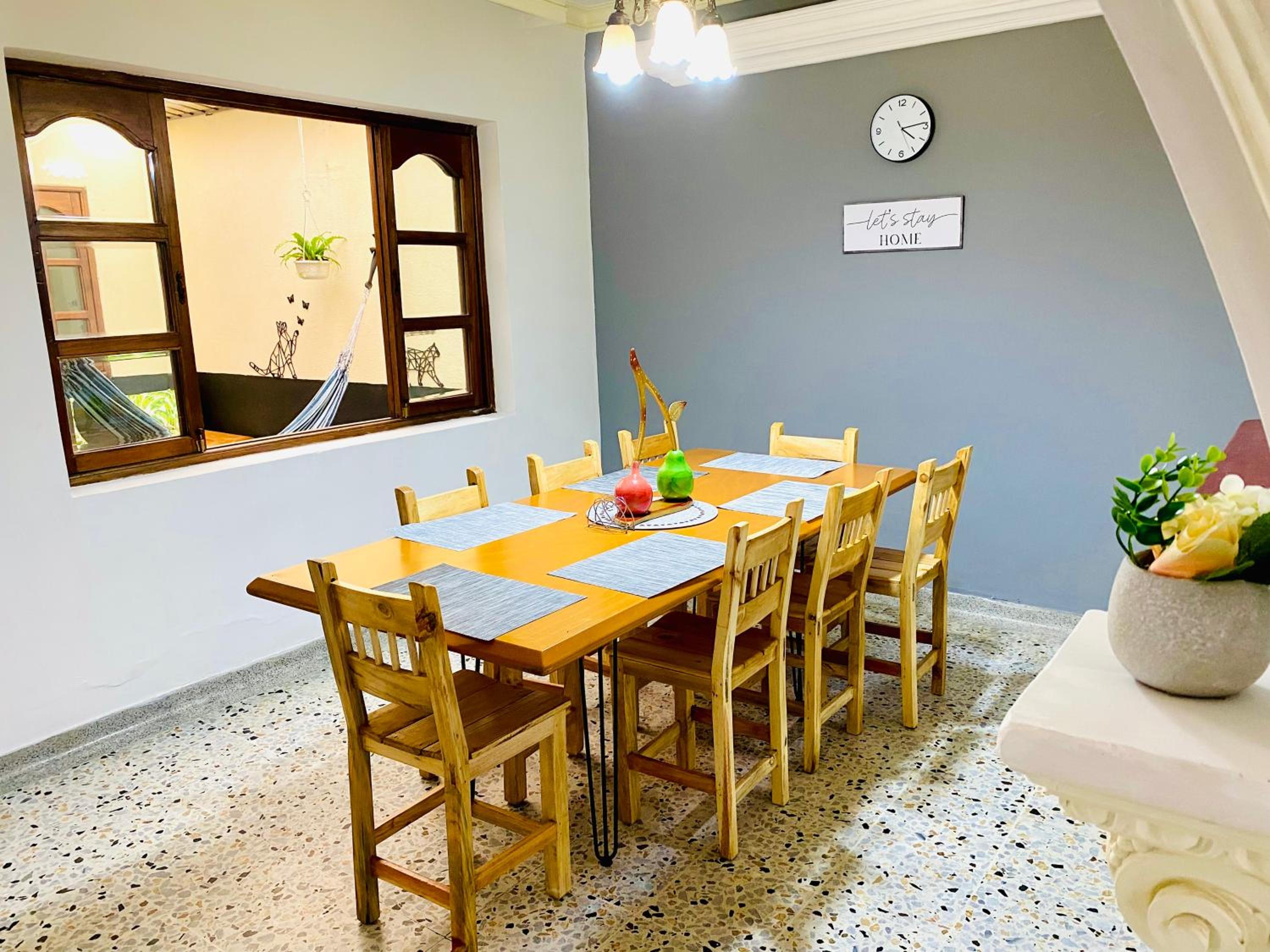 Ubicación excelente, casa amplia en Laureles