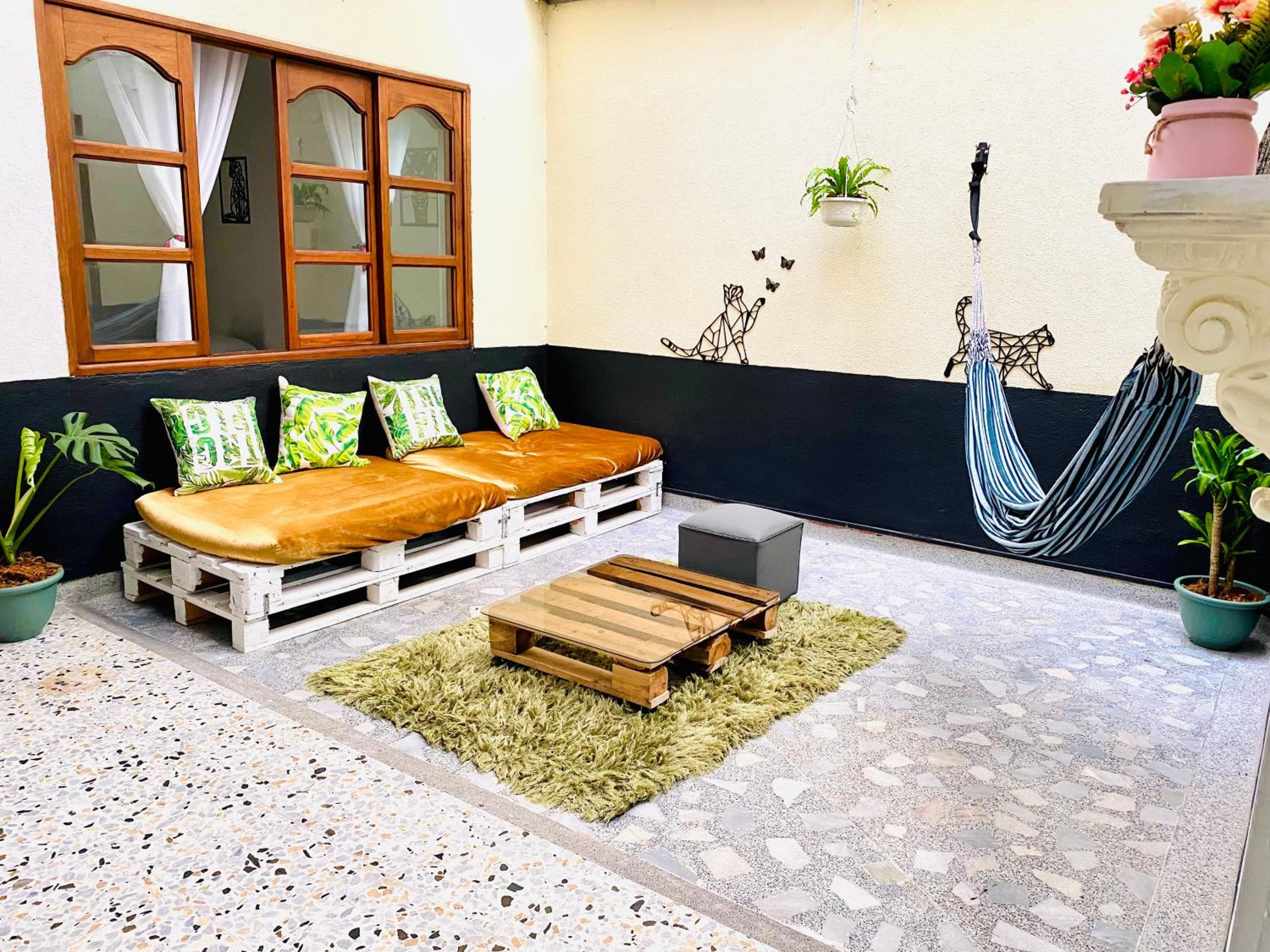 Ubicación excelente, casa amplia en Laureles