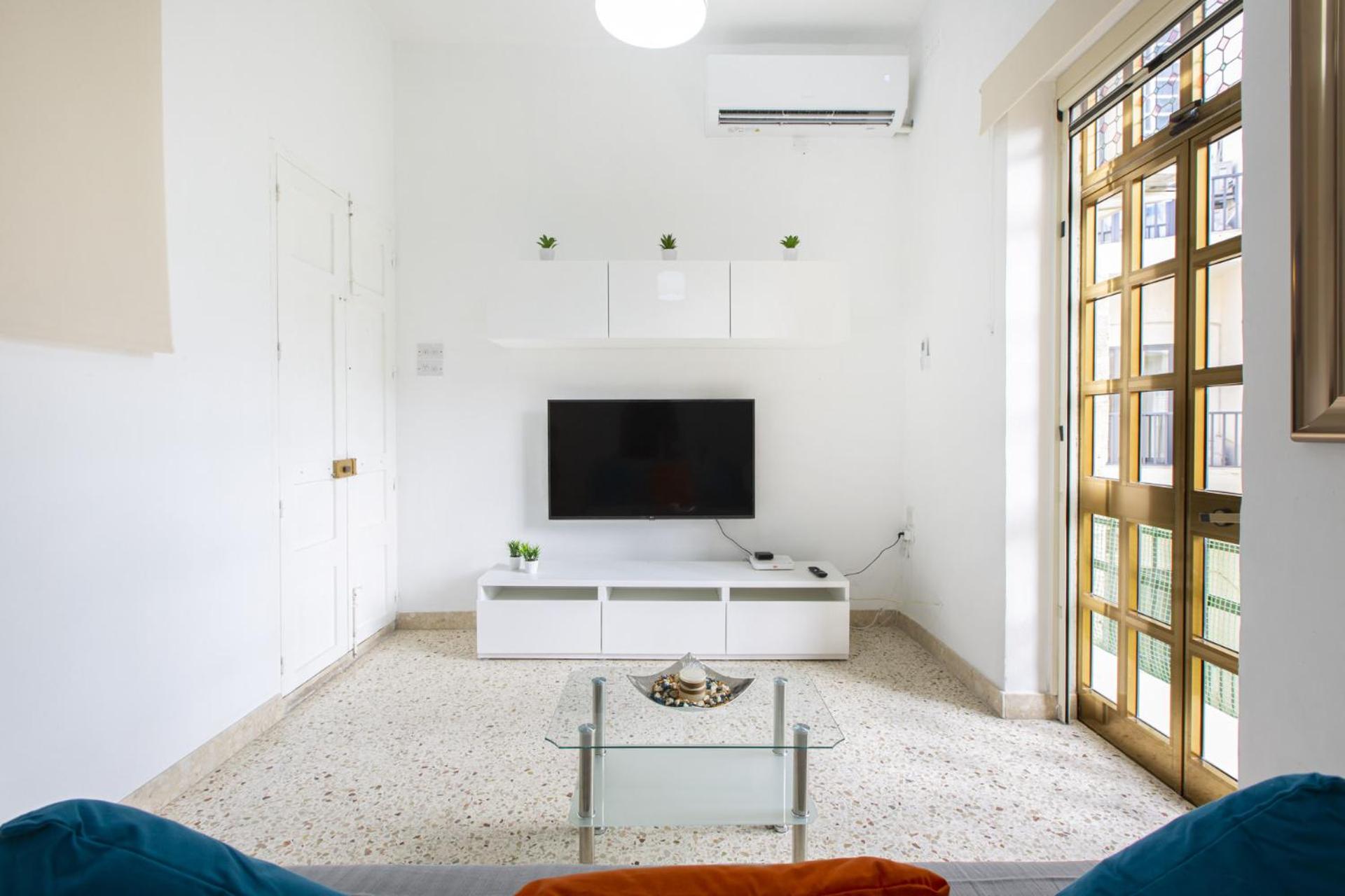SLIEMA Family Apartment-Hosted by Sweetstay view 5