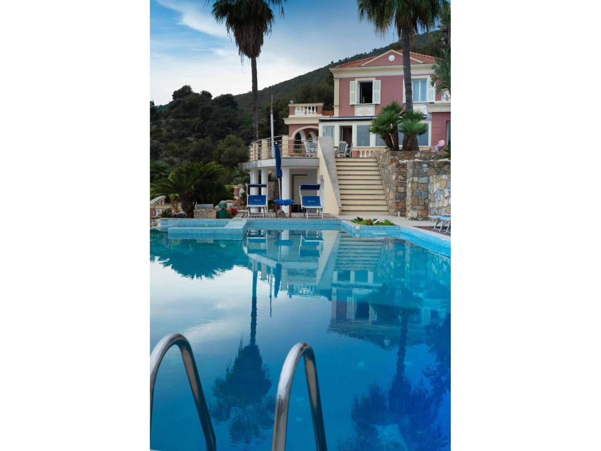 Villa Carolina