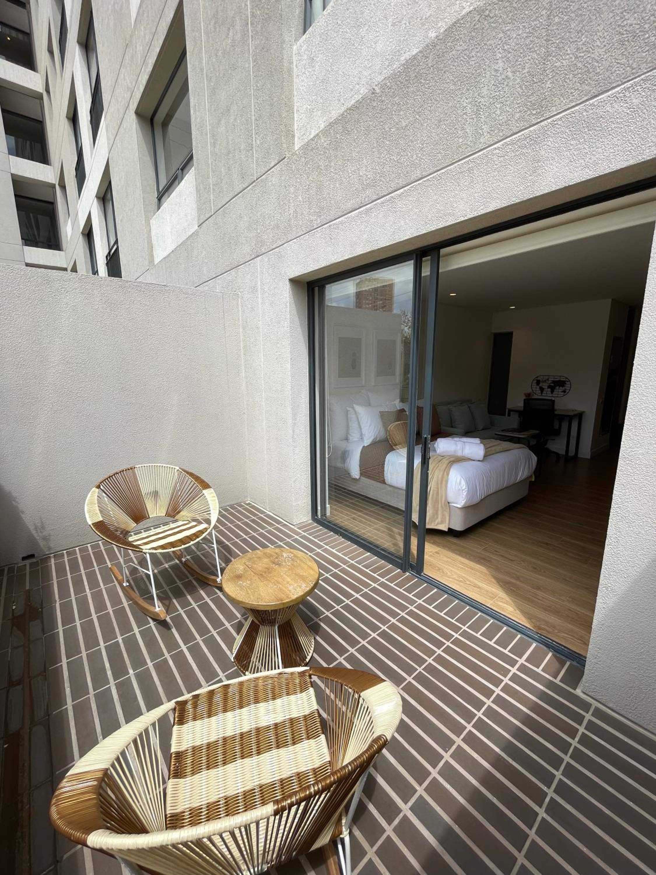 Avanzza apartamentos cerca del Dorado by Wellcome