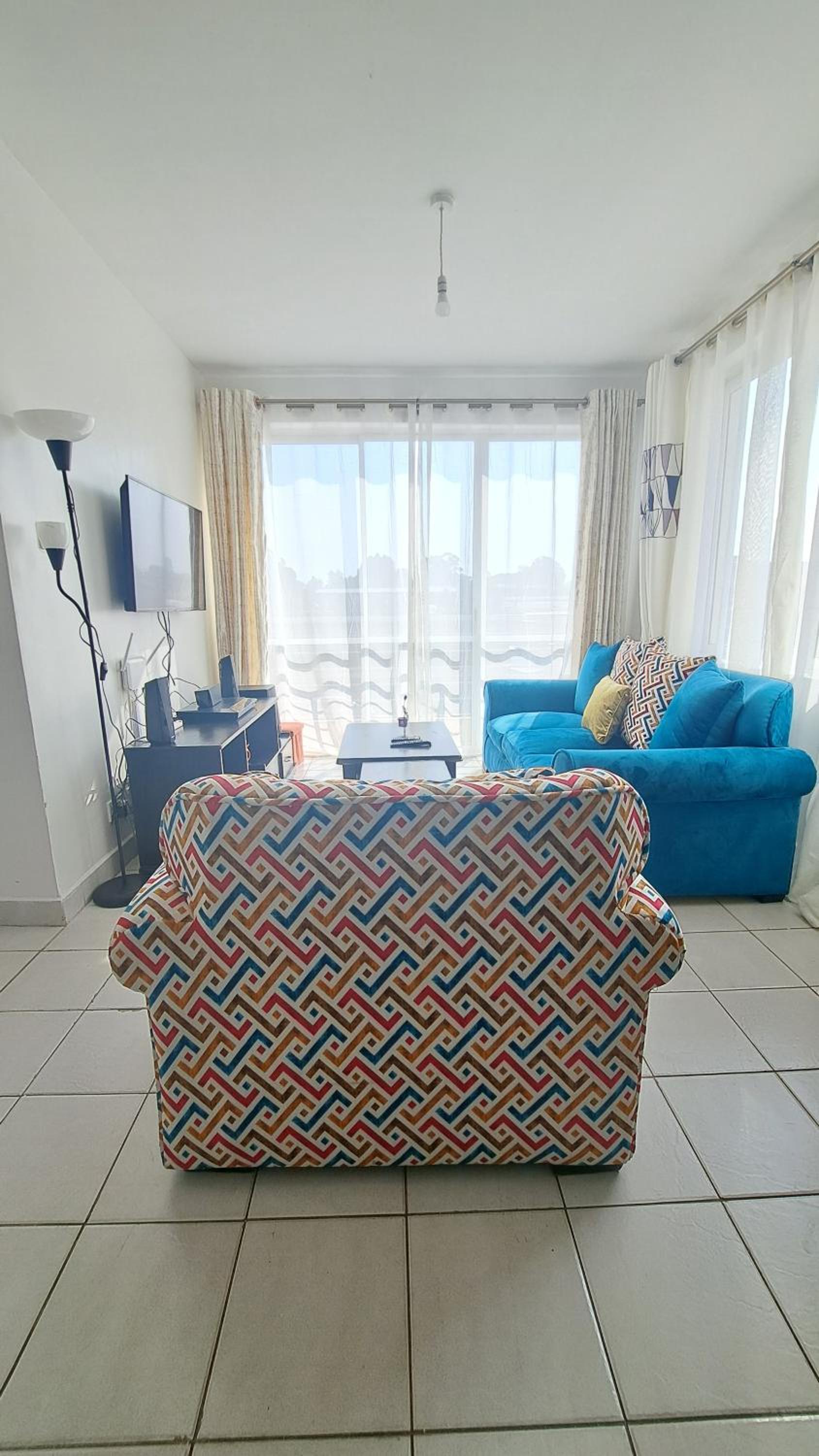 Racecourse Gardens Apartments 1 Bedroom Bliss With Pool Gym and Washer