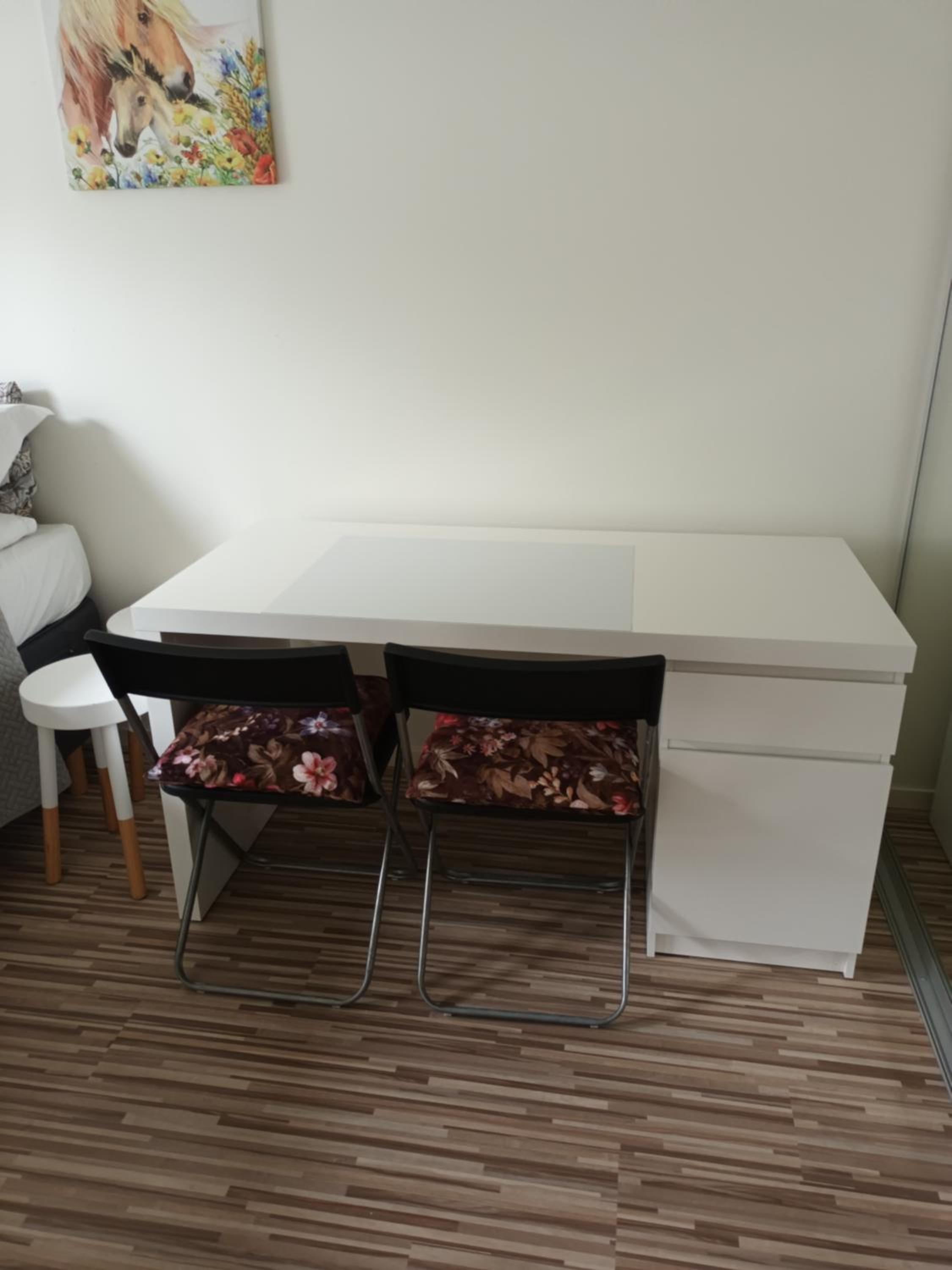 Holiday room for rent view 3