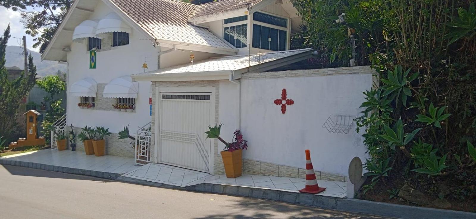 MINHA CASA,SUA CASA
