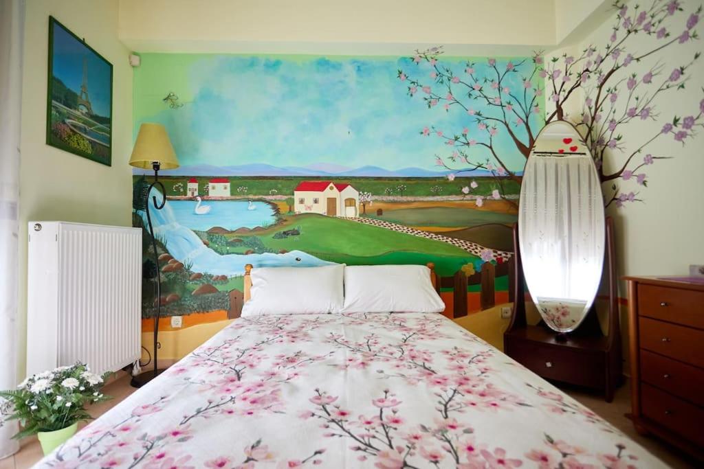 Luxury 3 Bedroom Apartment with Garden
