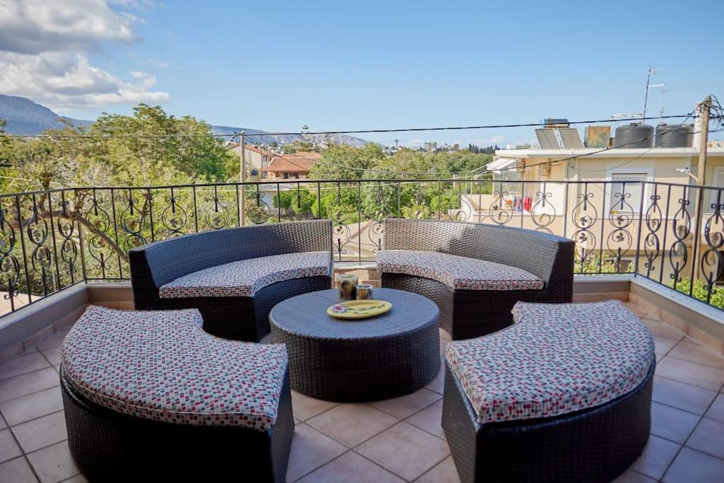 Luxury 3 Bedroom Apartment with Garden