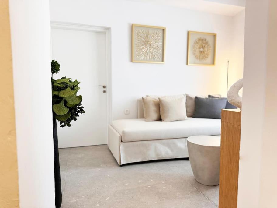 Angel Syros Luxury Apartment view 5